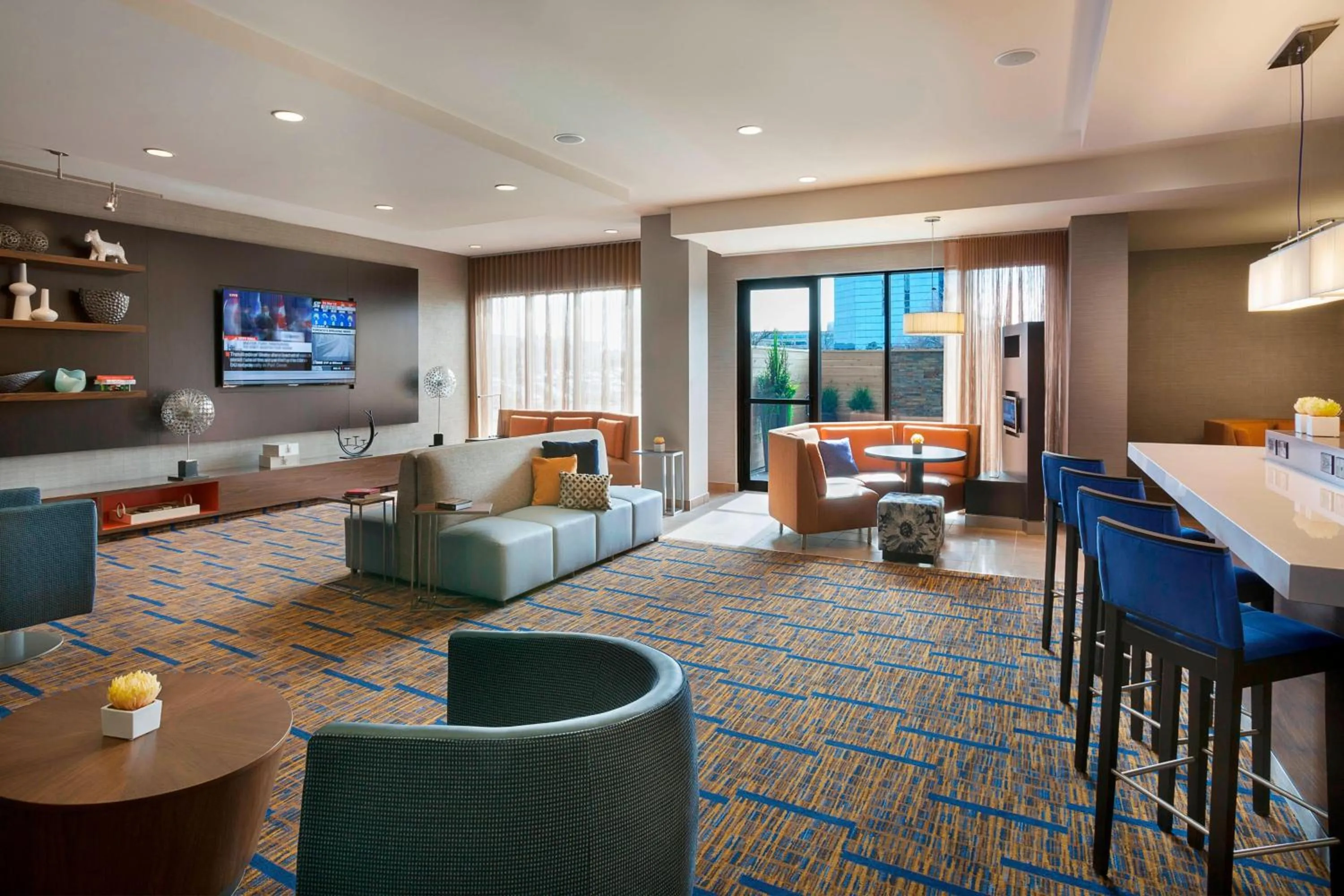 Lounge or bar in Courtyard by Marriott Toronto Northeast/Markham