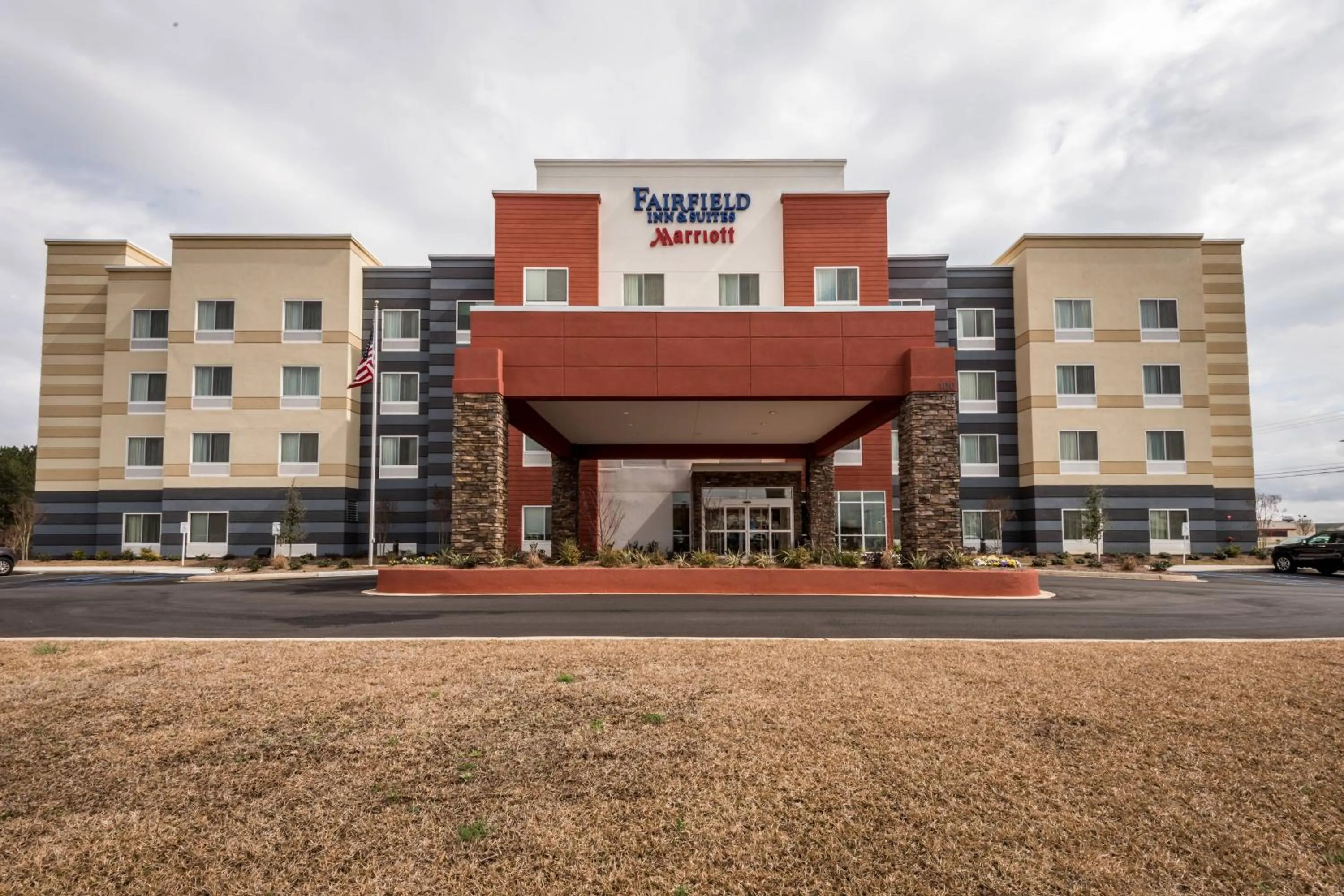 Property building in Fairfield Inn & Suites by Marriott Meridian