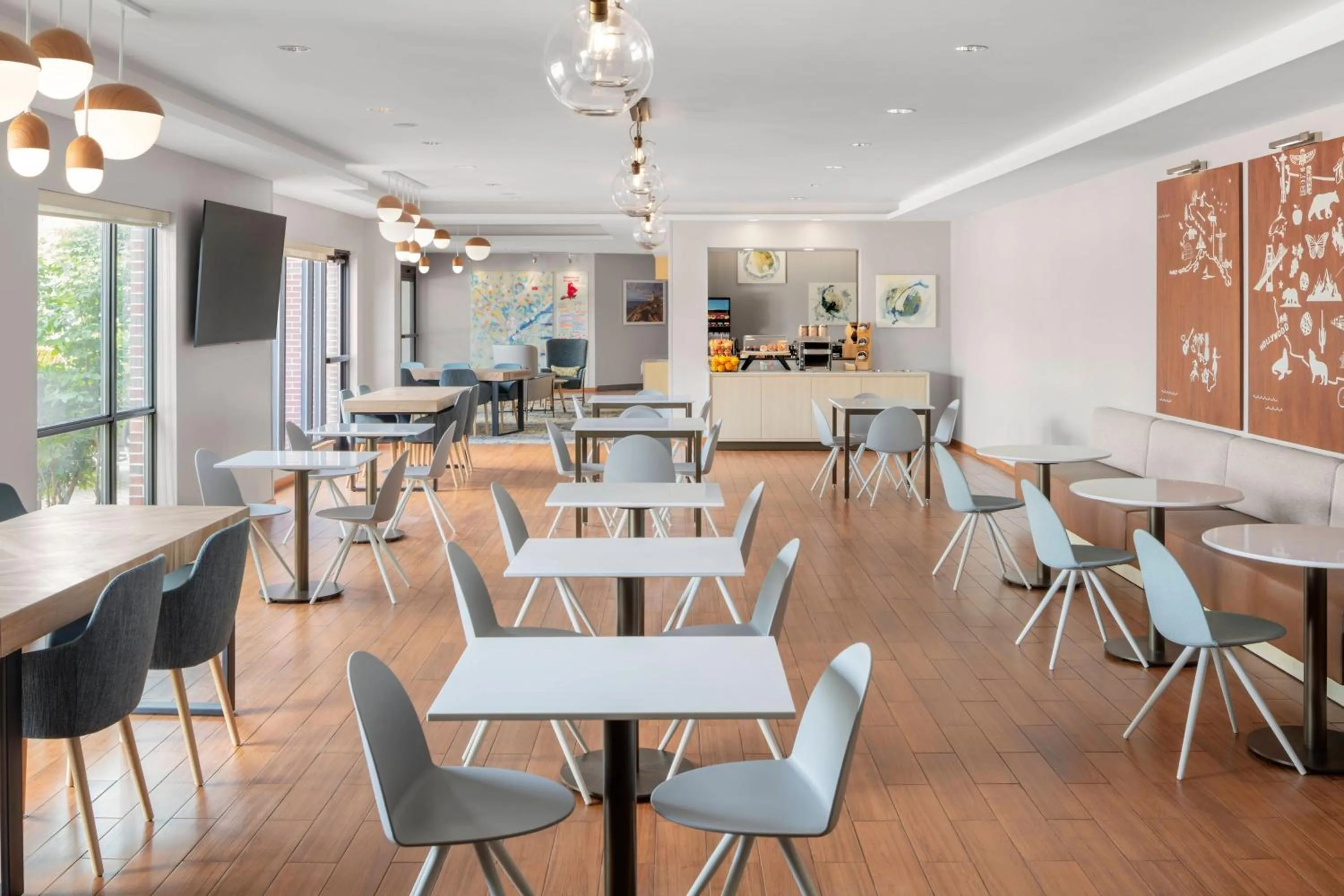 Breakfast in TownePlace Suites Bangor