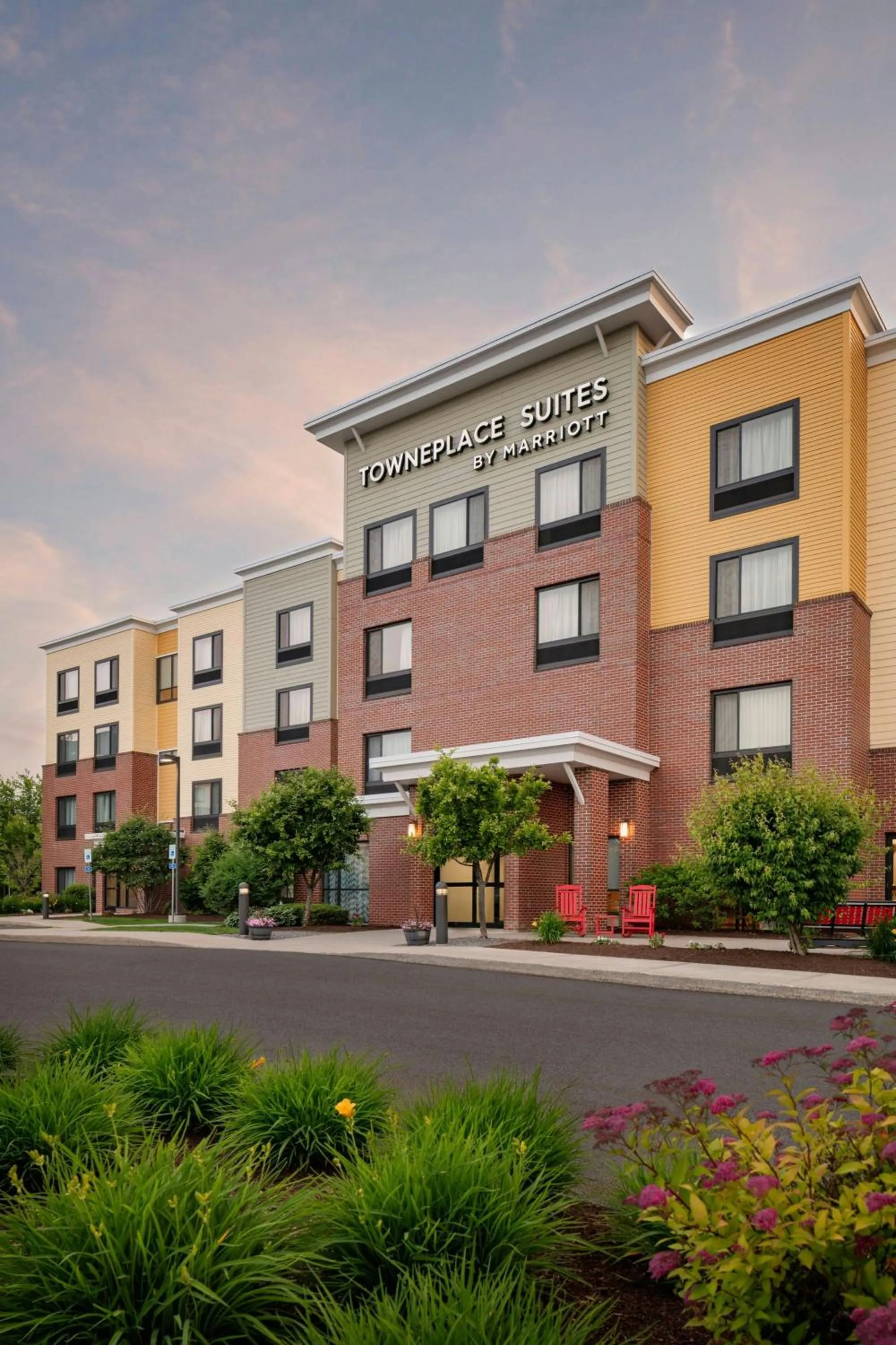 Property building in TownePlace Suites Bangor