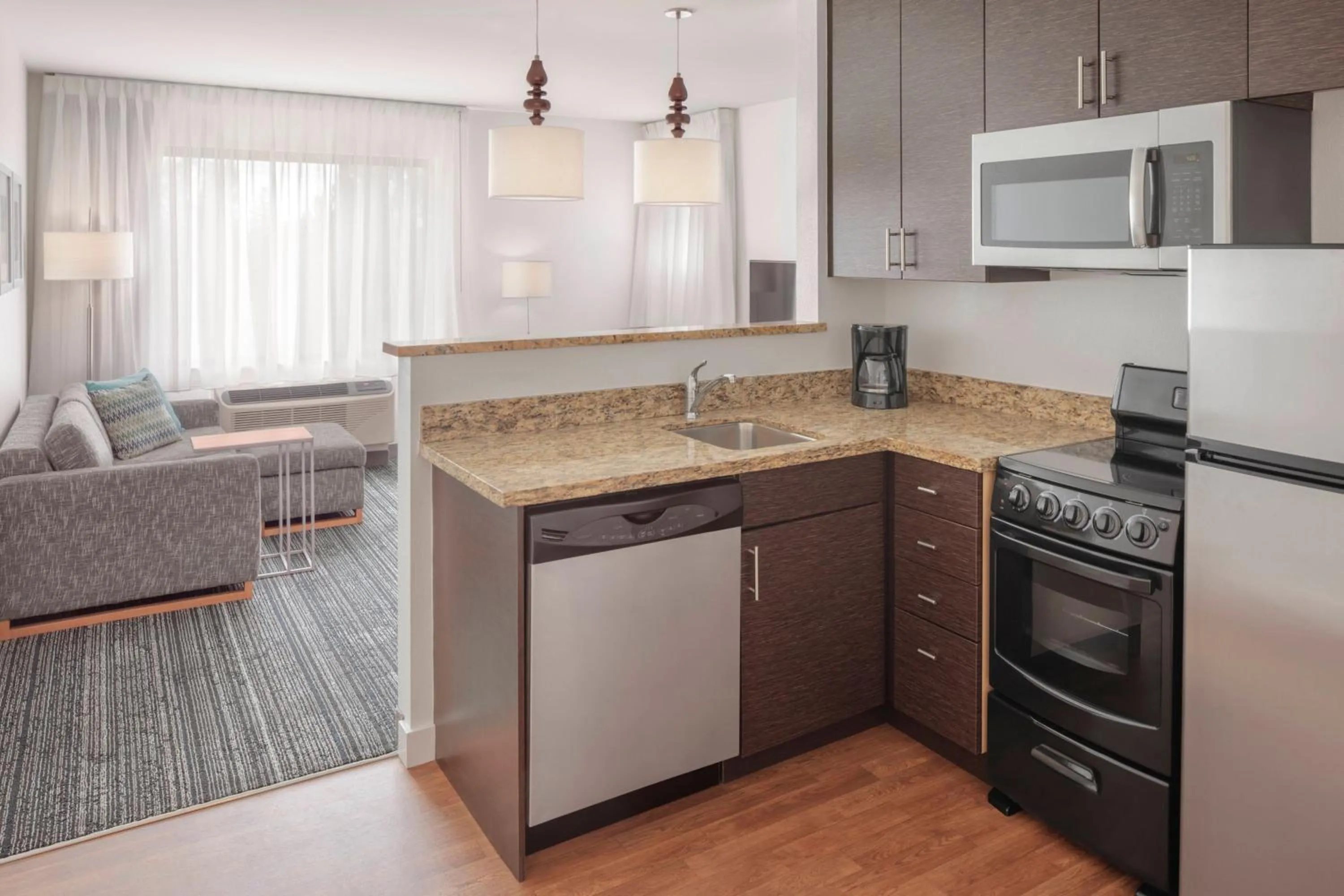 Kitchen or kitchenette in TownePlace Suites Bangor