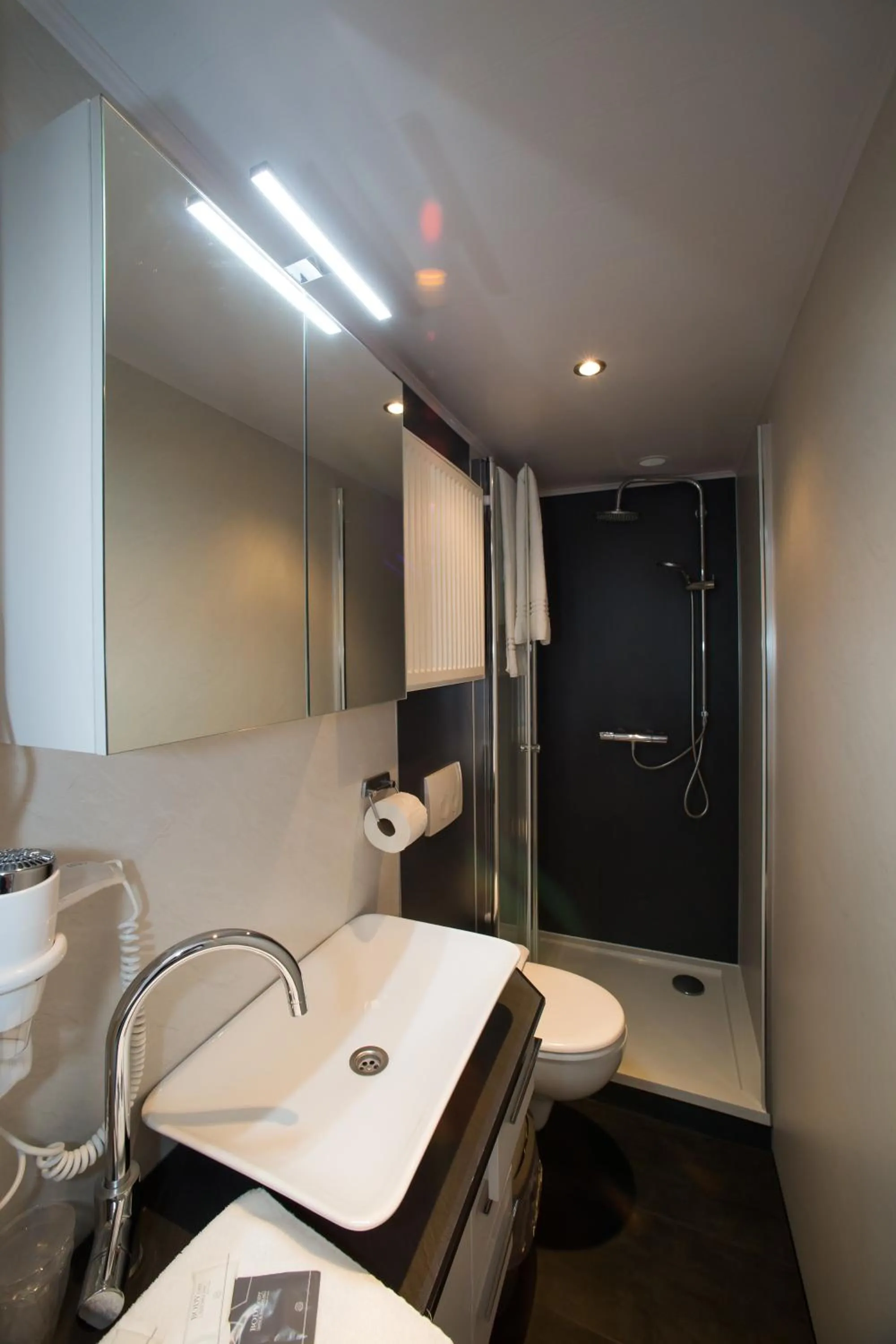 Bathroom in Landhotel De Hoofdige Boer