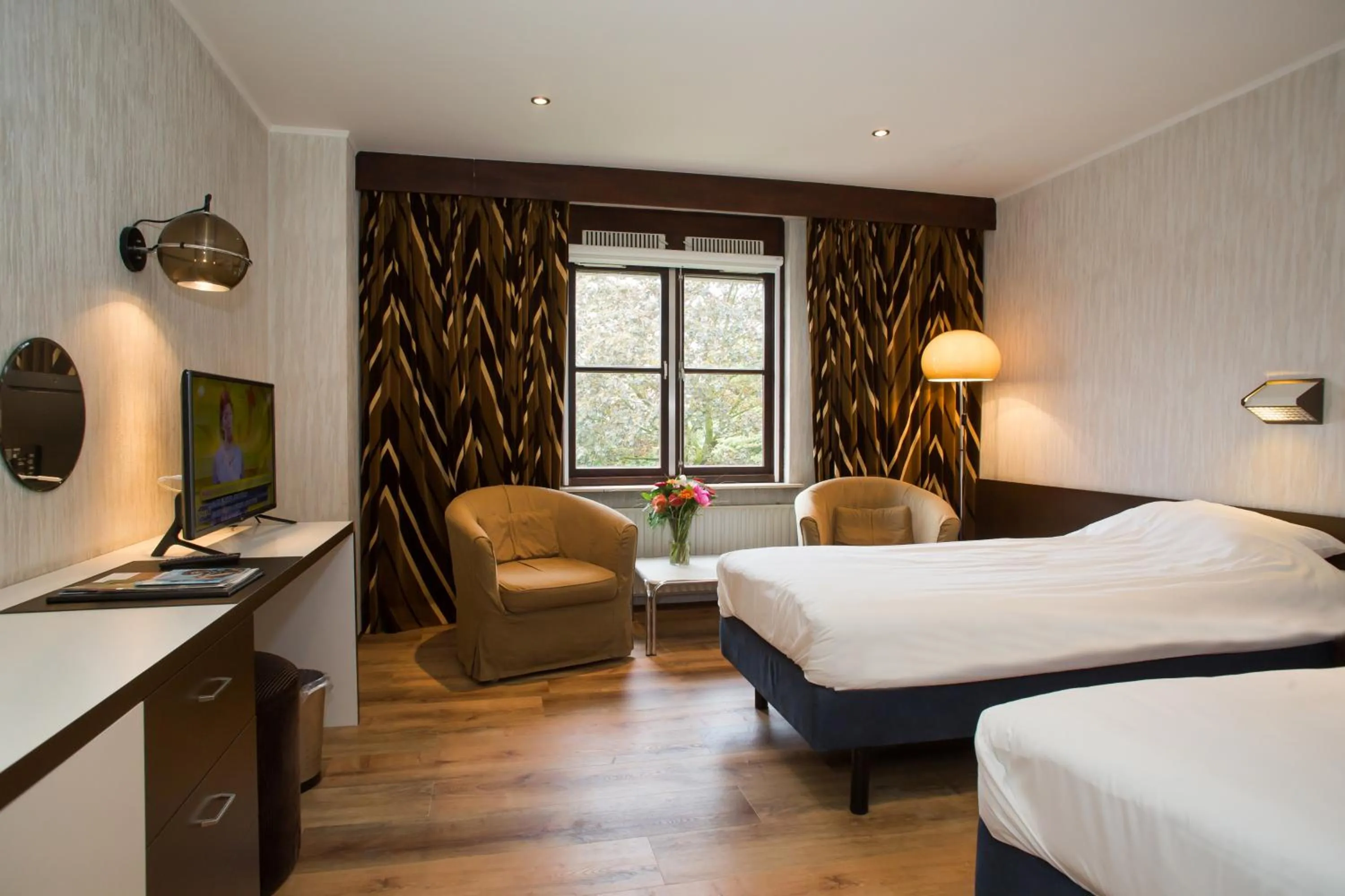 Bedroom, Bed in Landhotel De Hoofdige Boer