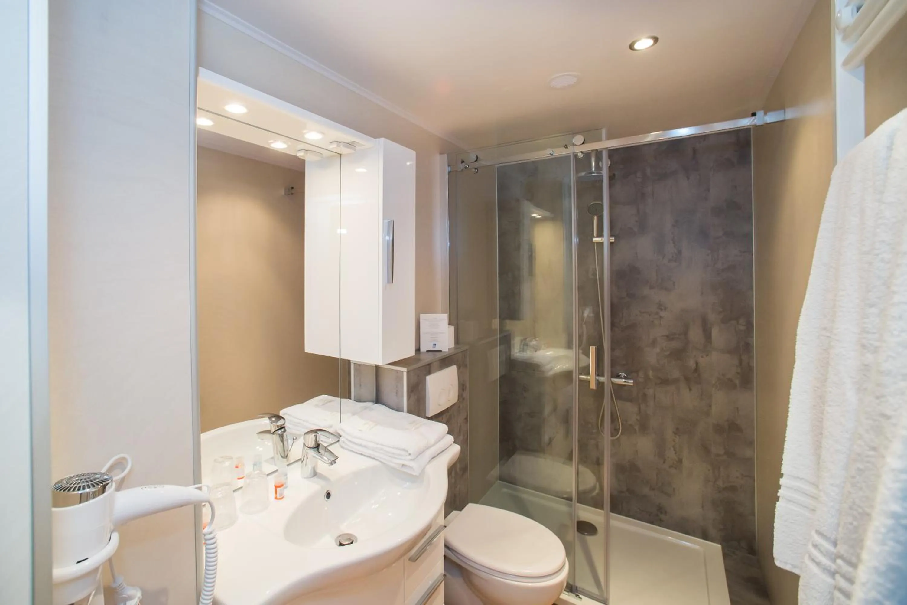 Bathroom in Landhotel De Hoofdige Boer