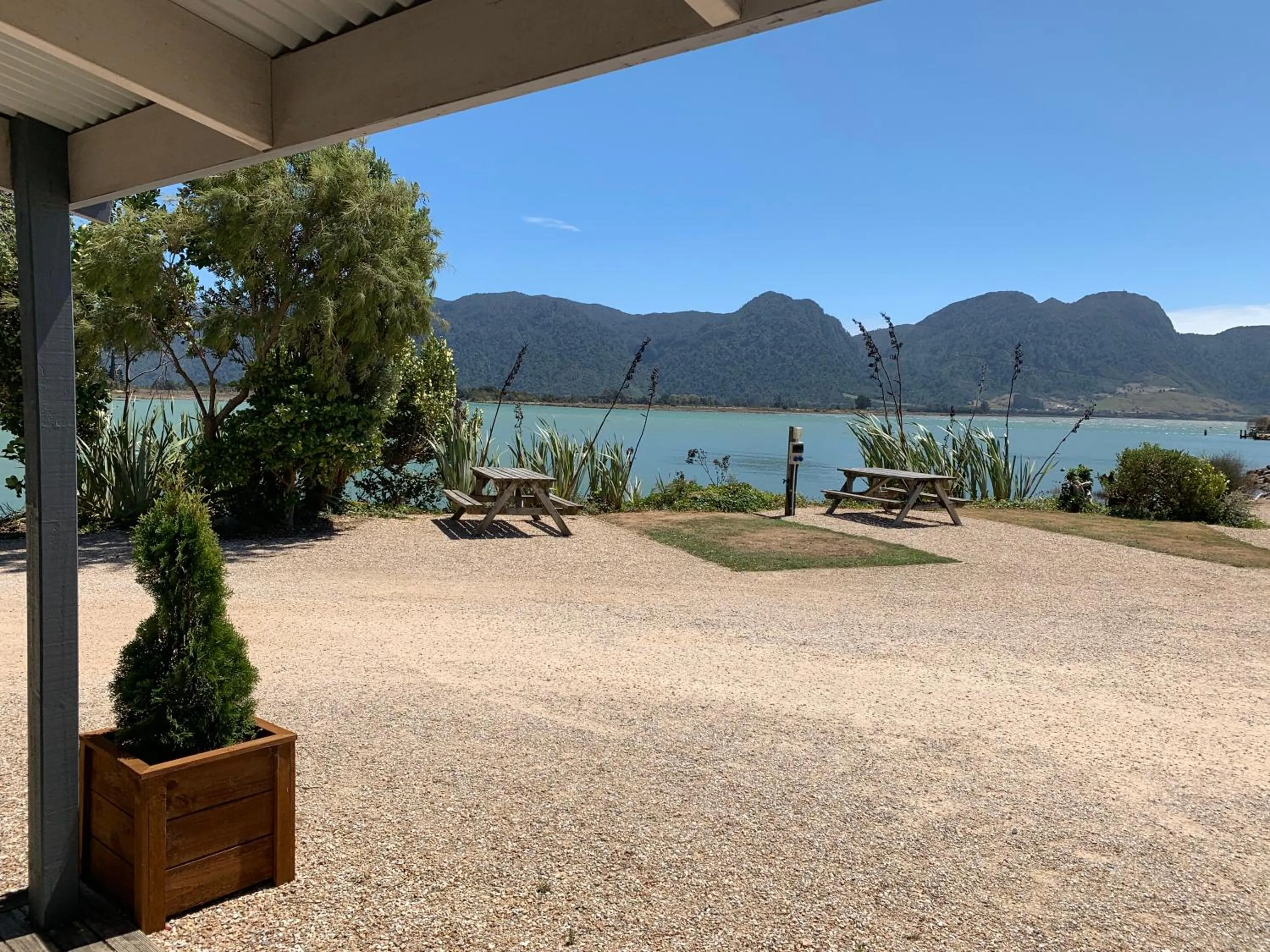 River view in Collingwood Park Motel