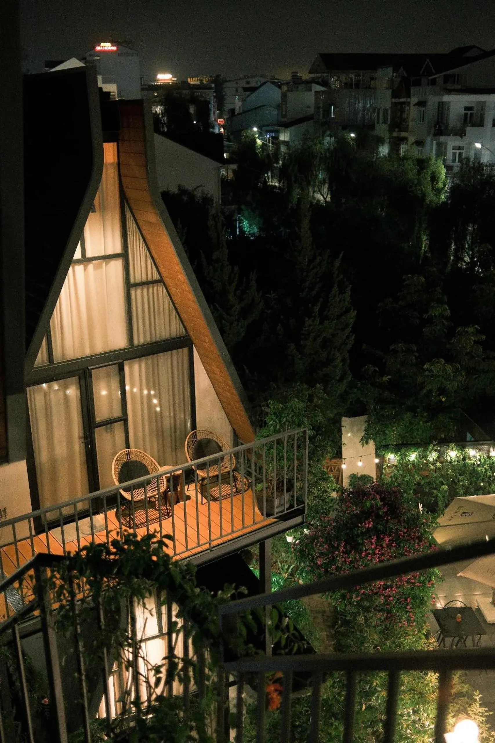 Property building in Bach Place Dalat