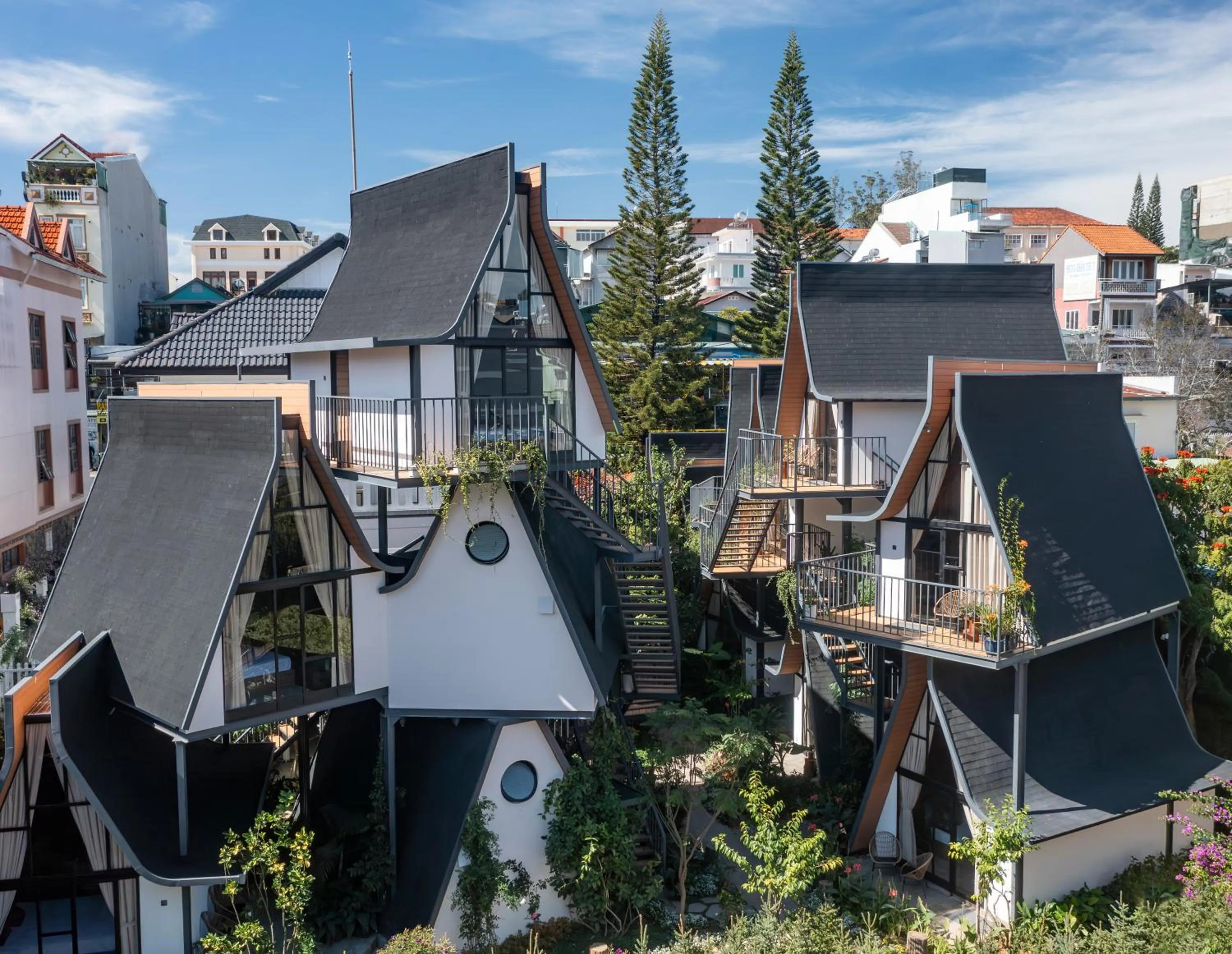 Property building in Bach Place Dalat