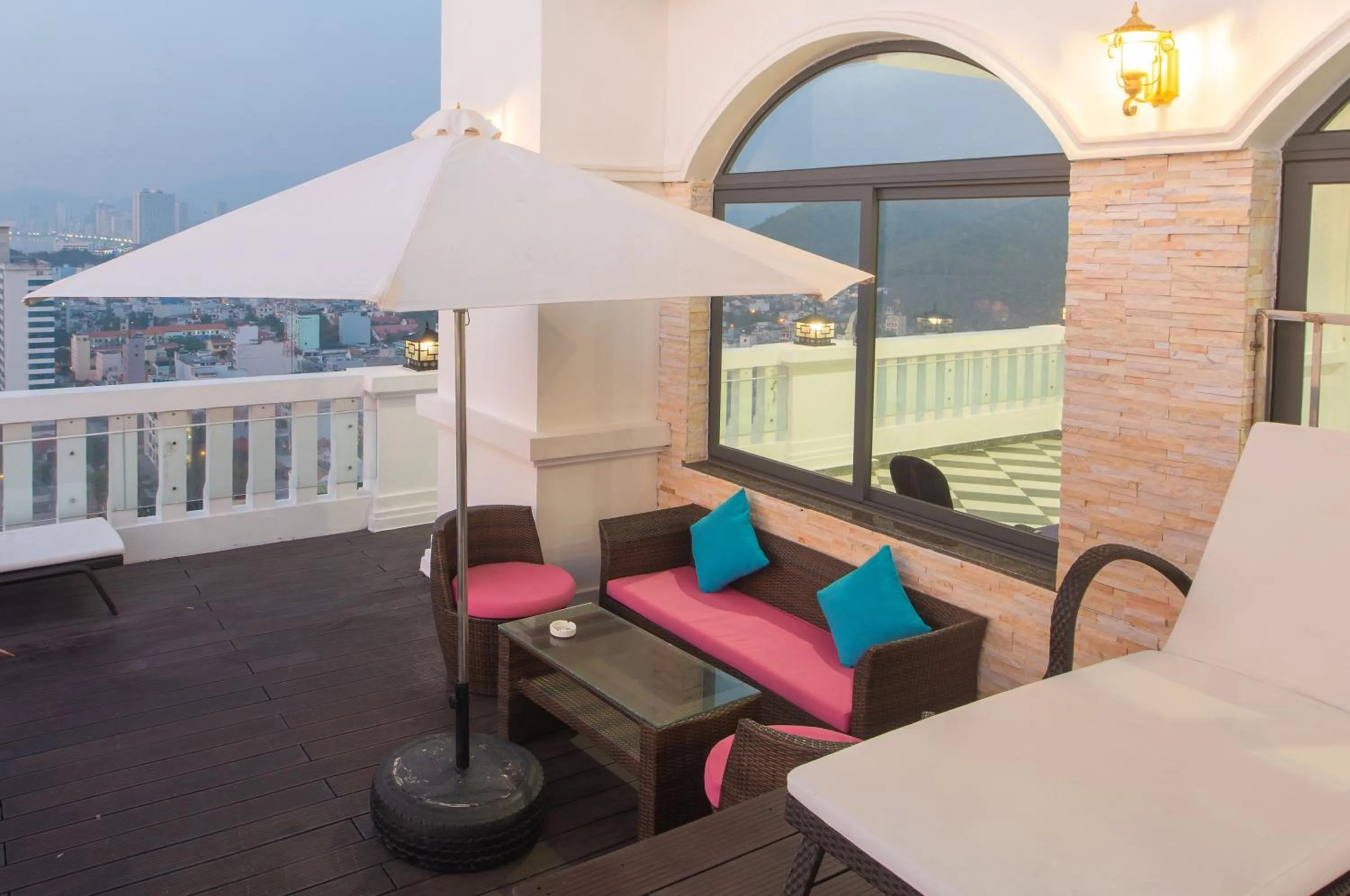 Swimming pool in Daphovina Hotel