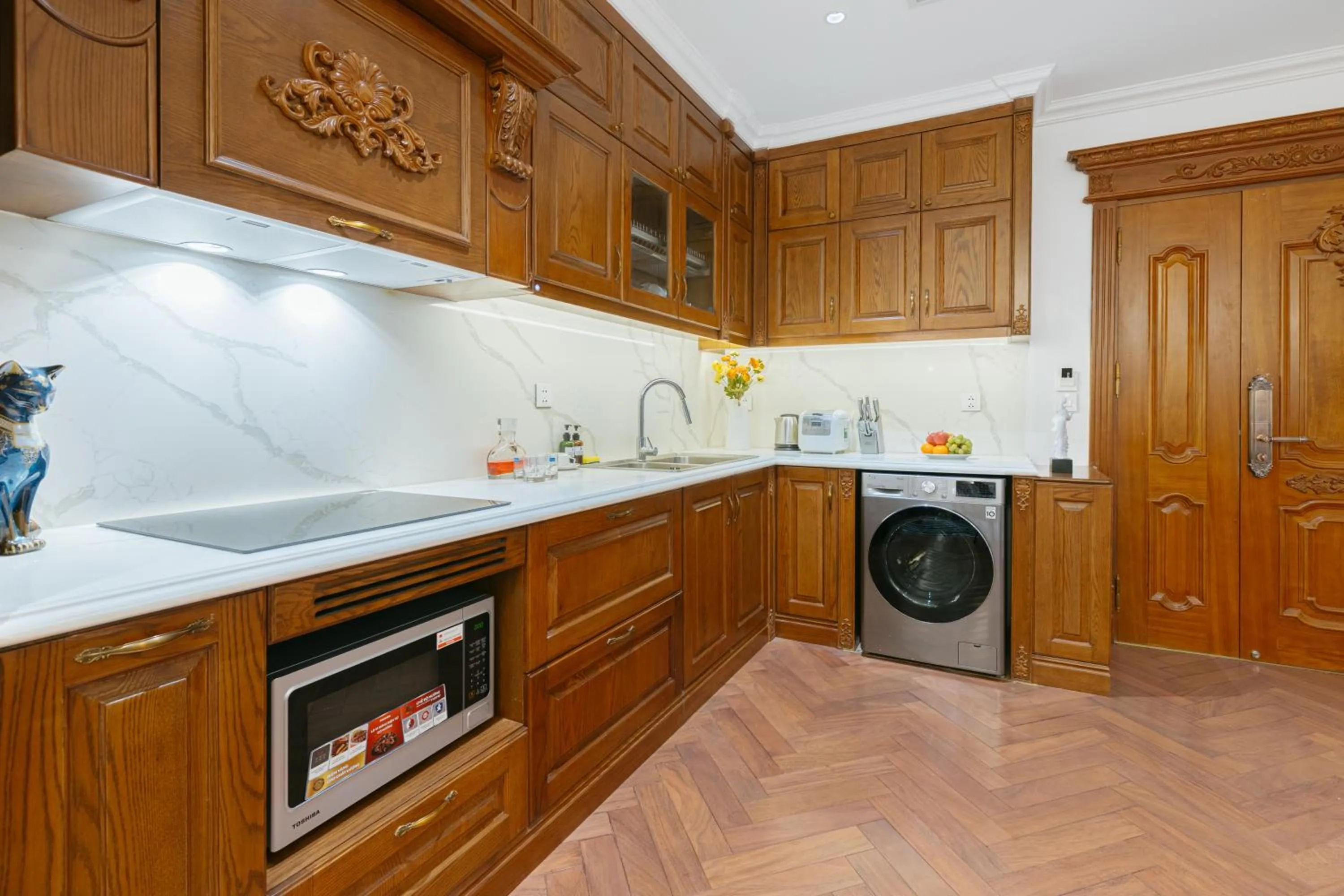 washing machine in Luxe Paradise Suite Hotel Trich Sai