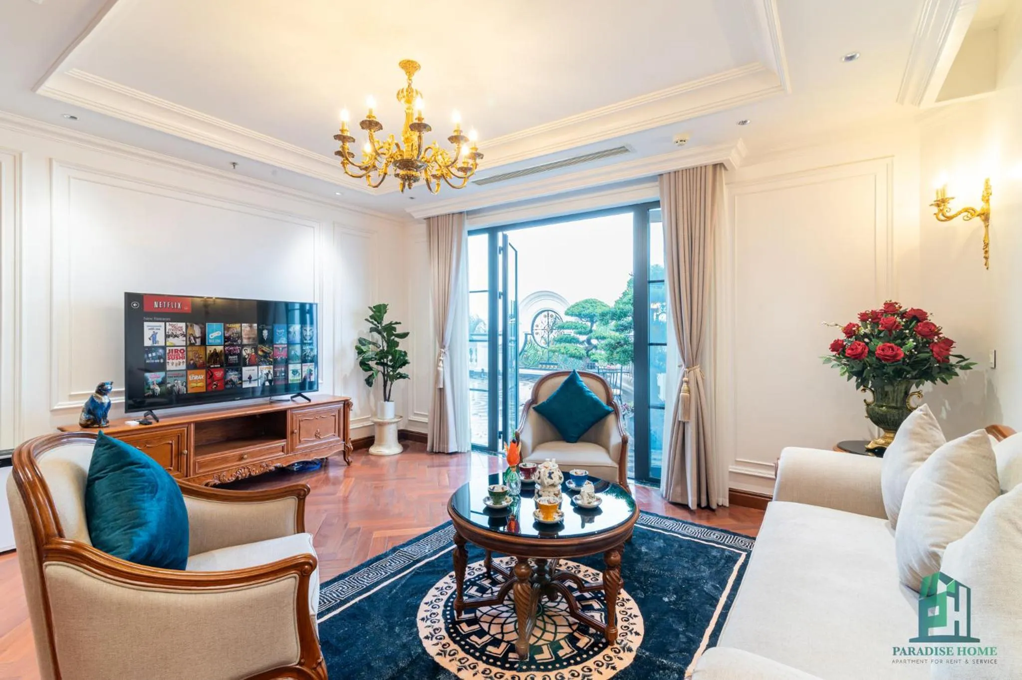 Living room in Luxe Paradise Suite Hotel Trich Sai