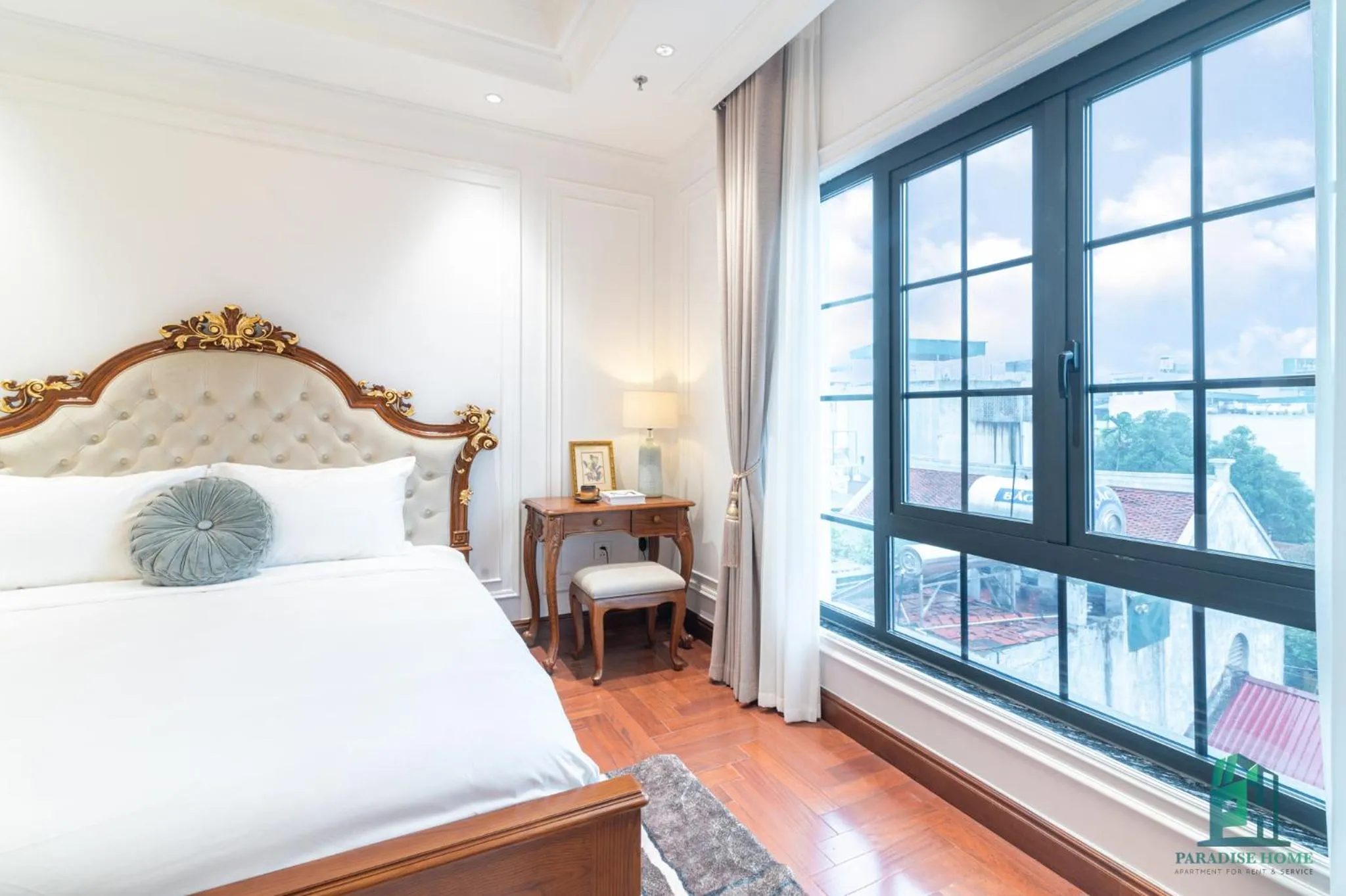 Bed in Luxe Paradise Suite Hotel Trich Sai