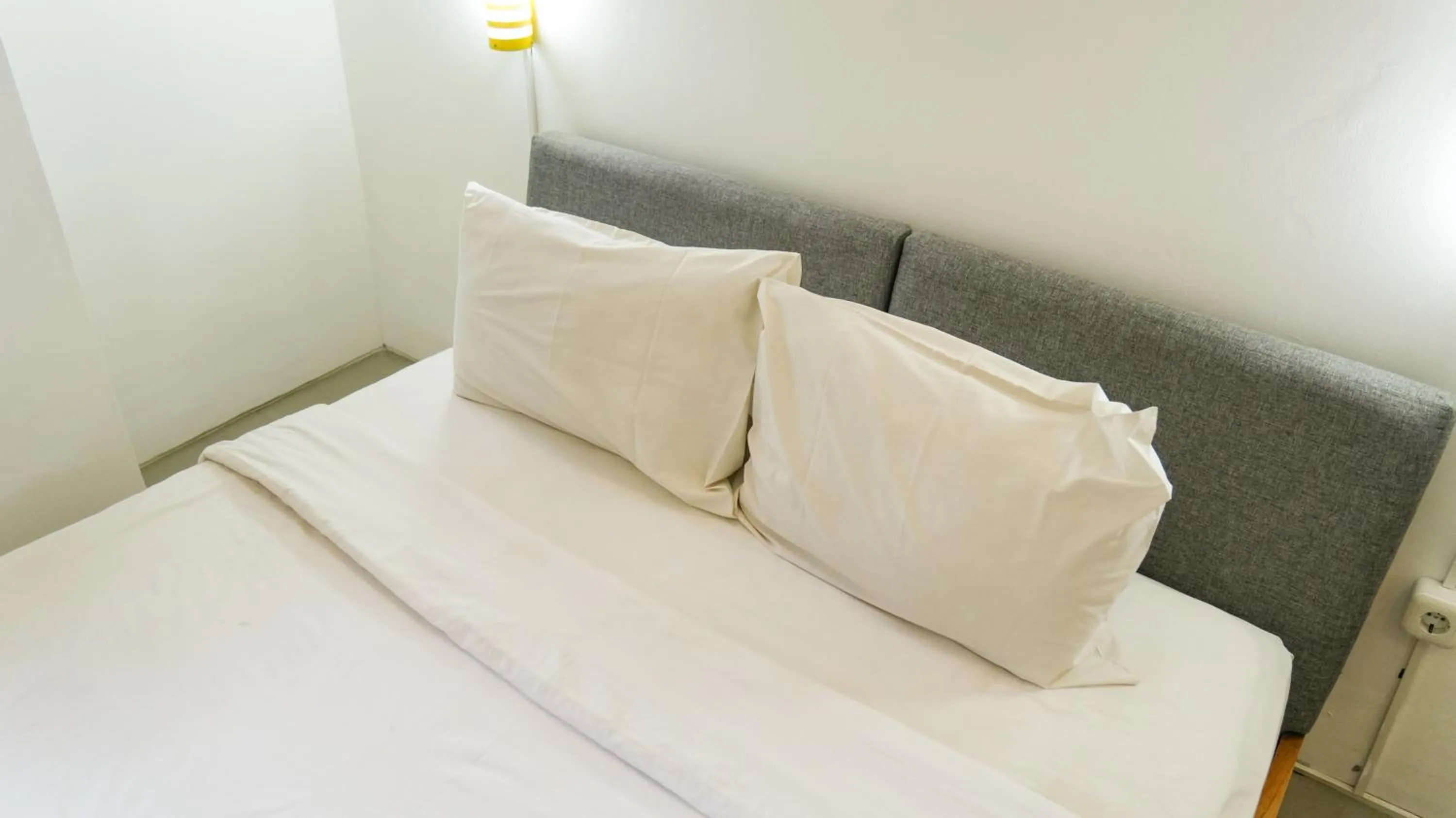 Bed in Djajanti House