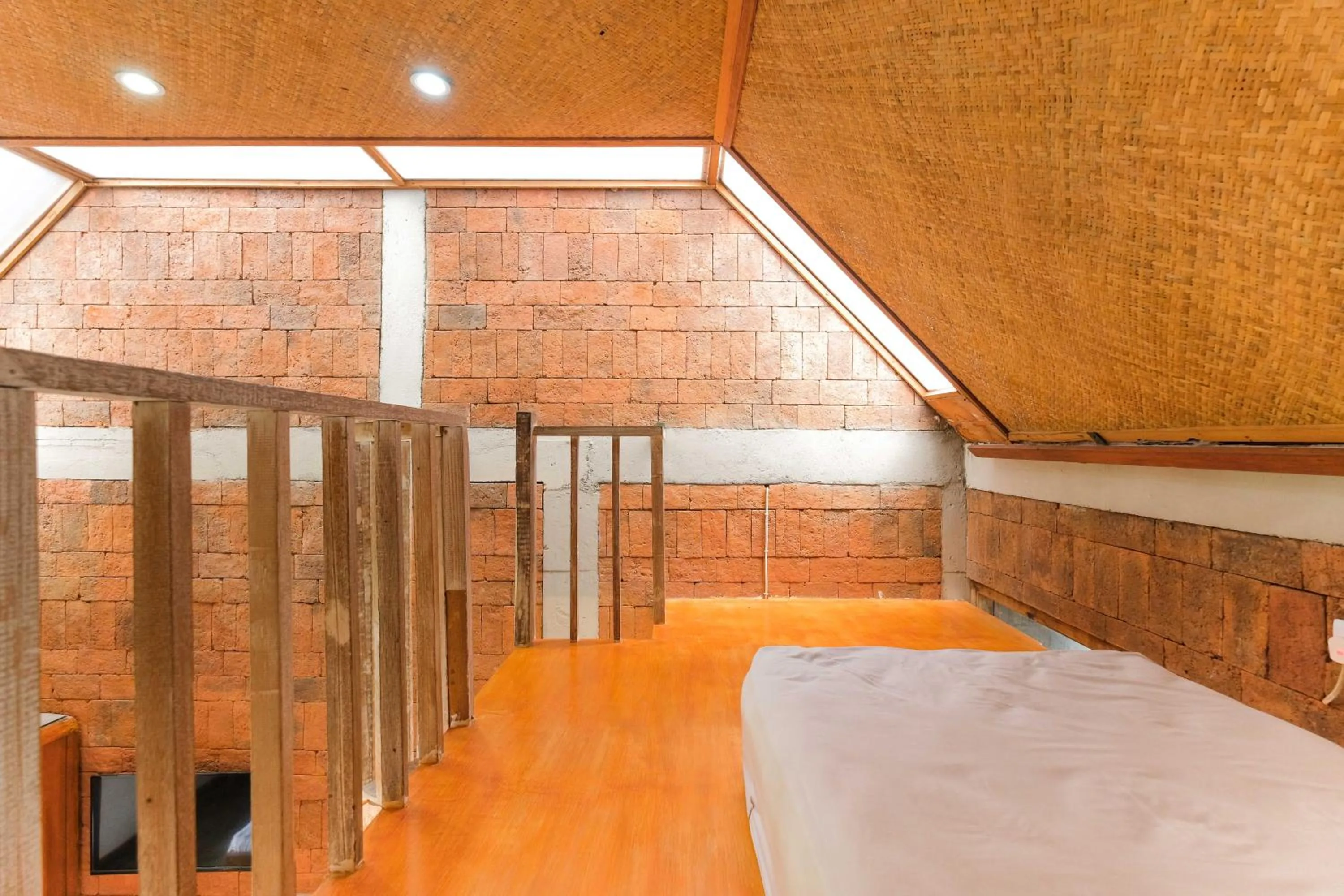 Bed in Djajanti House