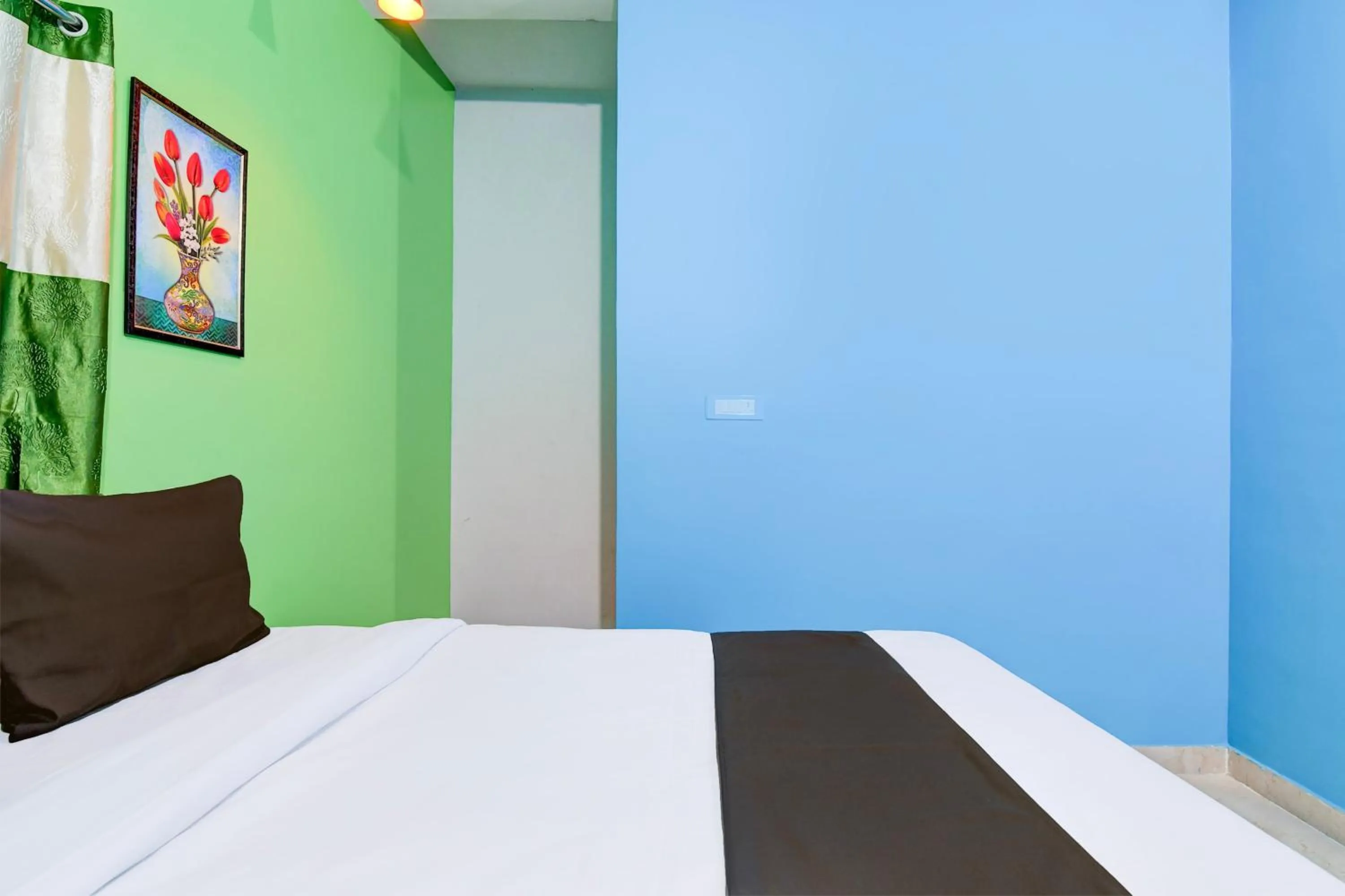 Bedroom, Bed in Super Hotel O Blue Valley