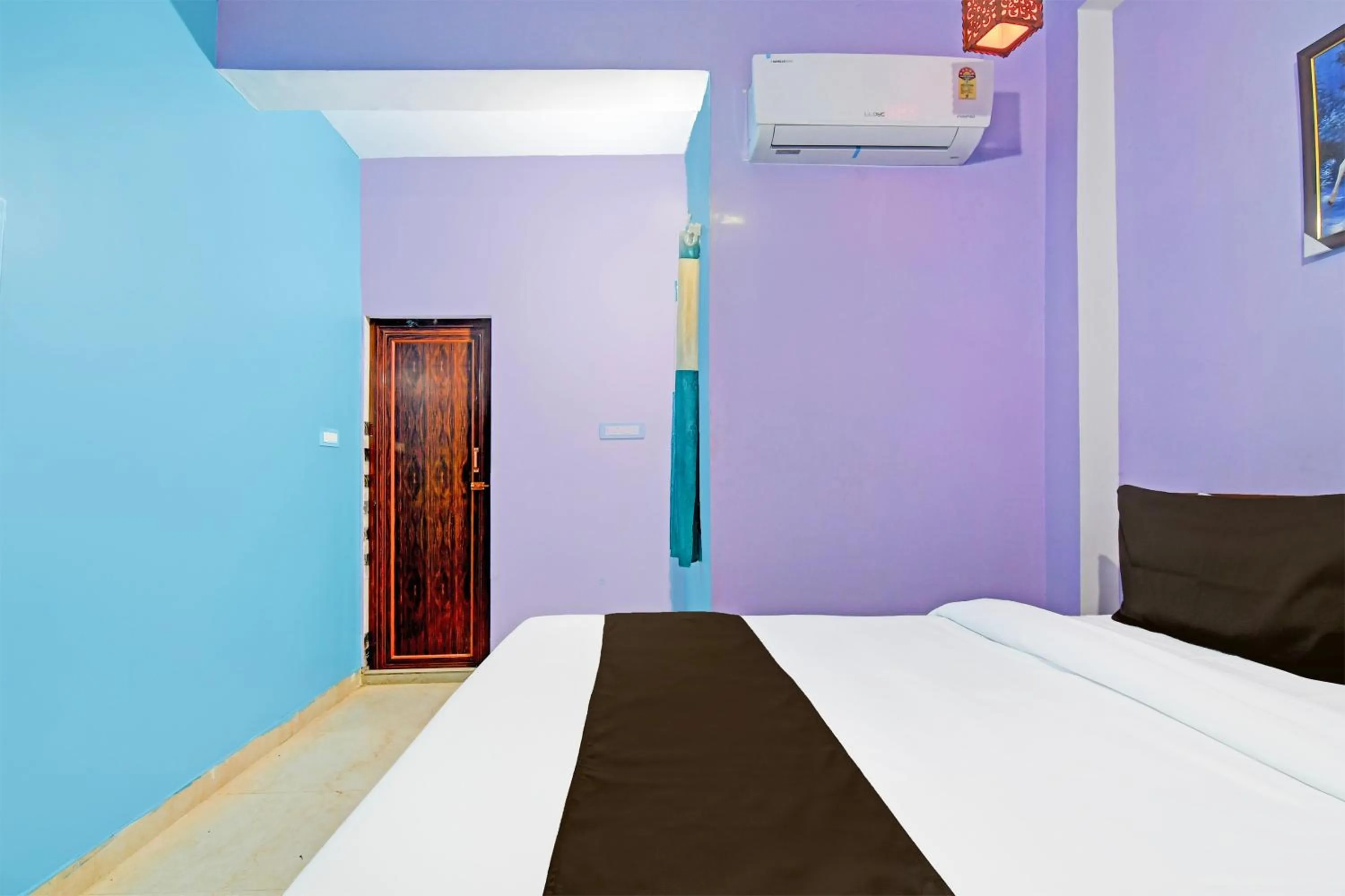 Bedroom, Bed in Super Hotel O Blue Valley