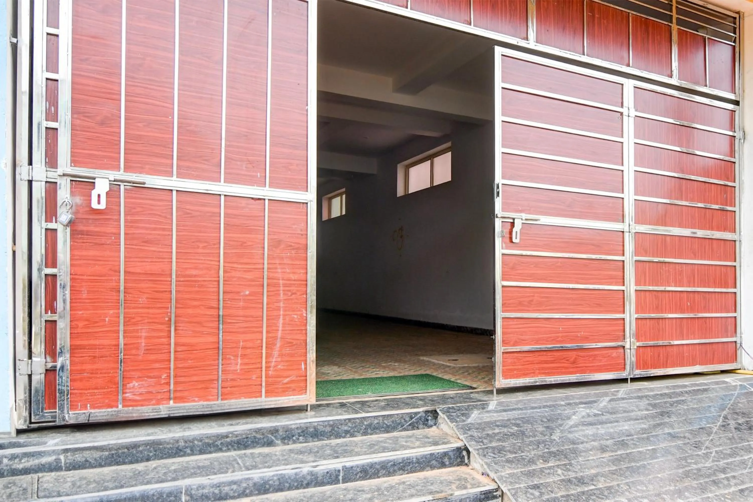 Facade/entrance in Super Hotel O Blue Valley