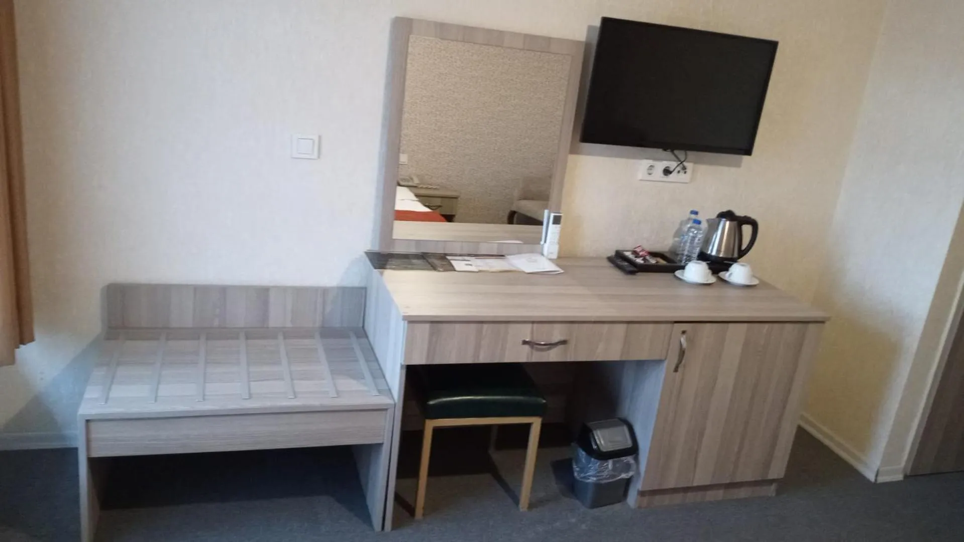 Coffee/tea facilities in ANGRAND HOTEL