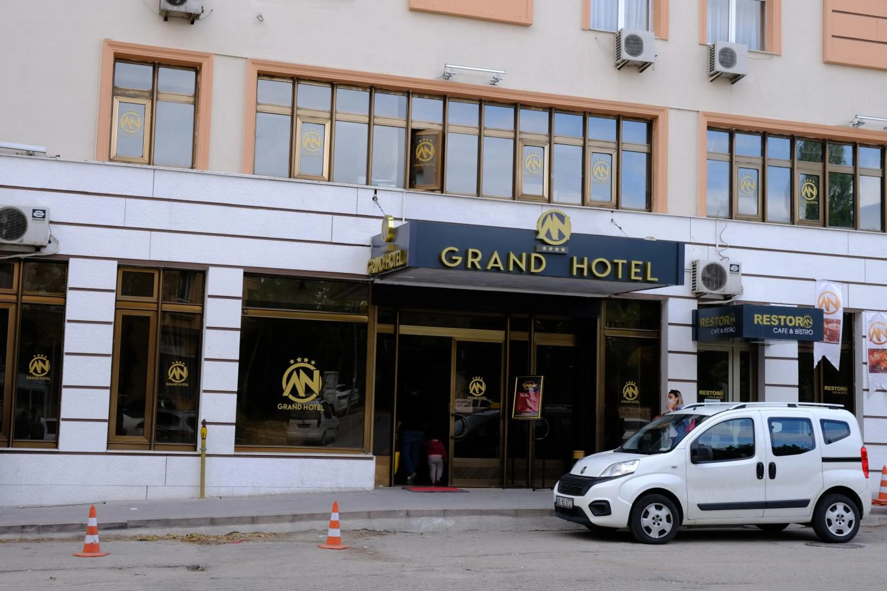 Property building in ANGRAND HOTEL