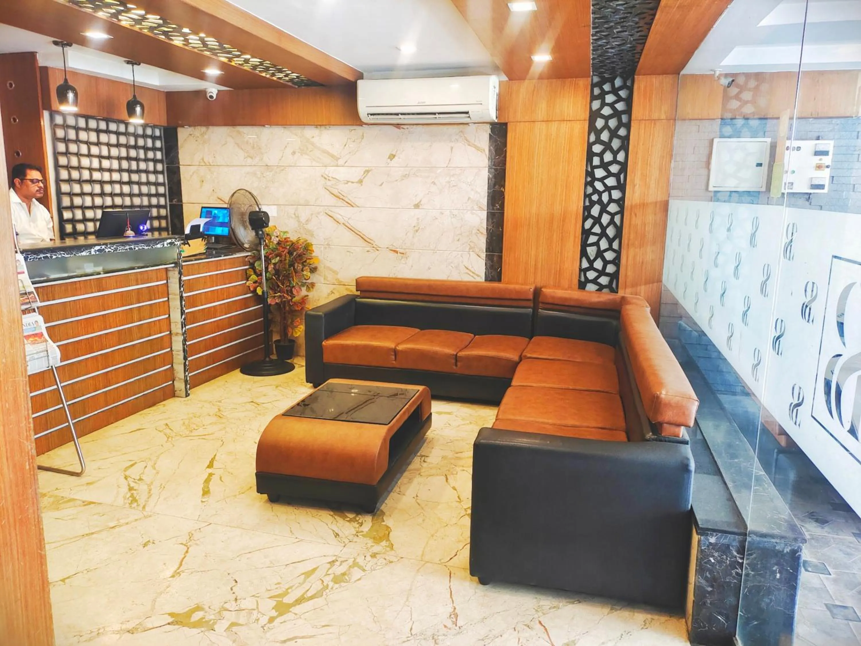 Lobby or reception in Santhi Bhavan, Chennai Central