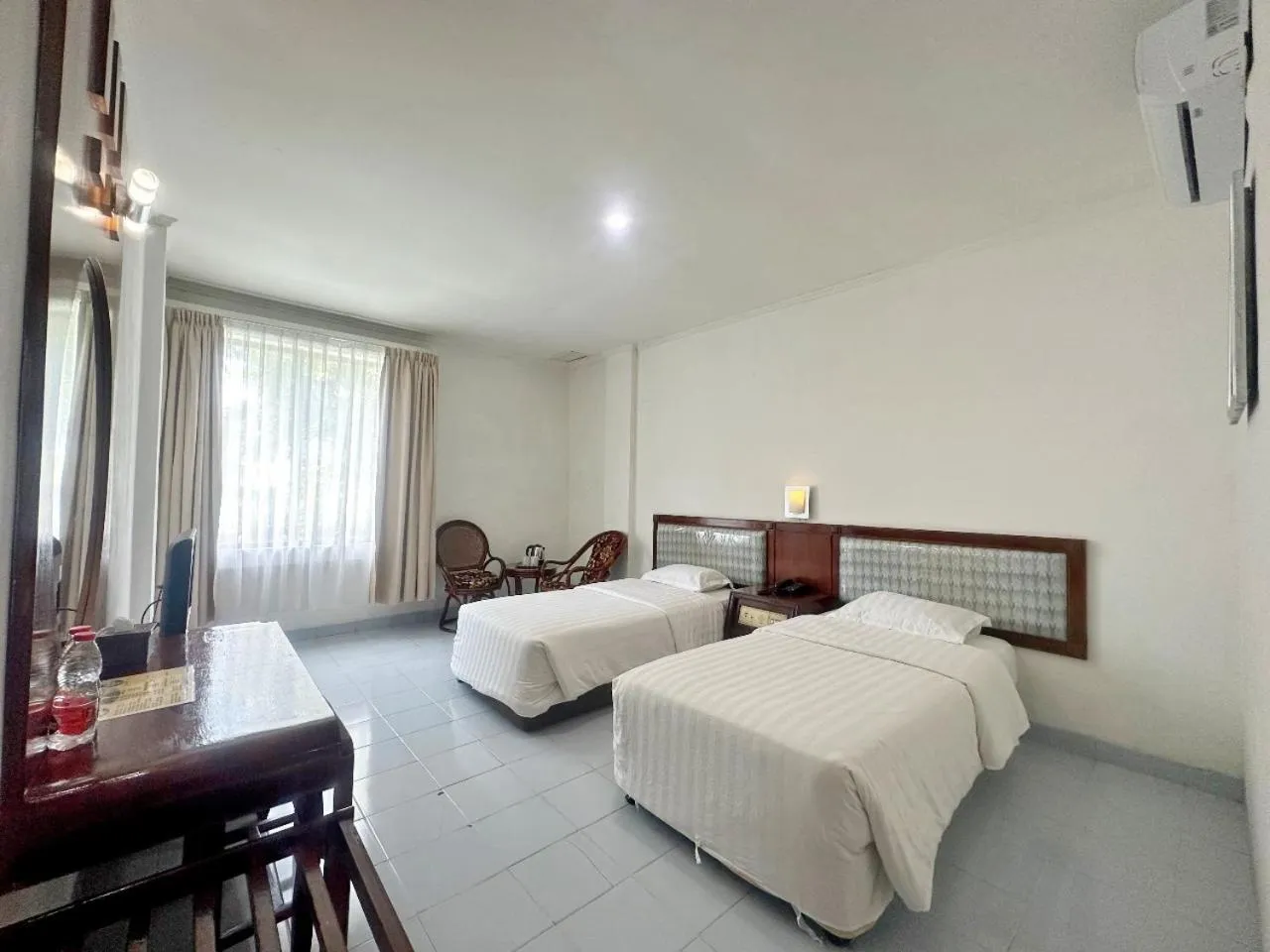 Bed in Hotel Wisata Indah Sibolga