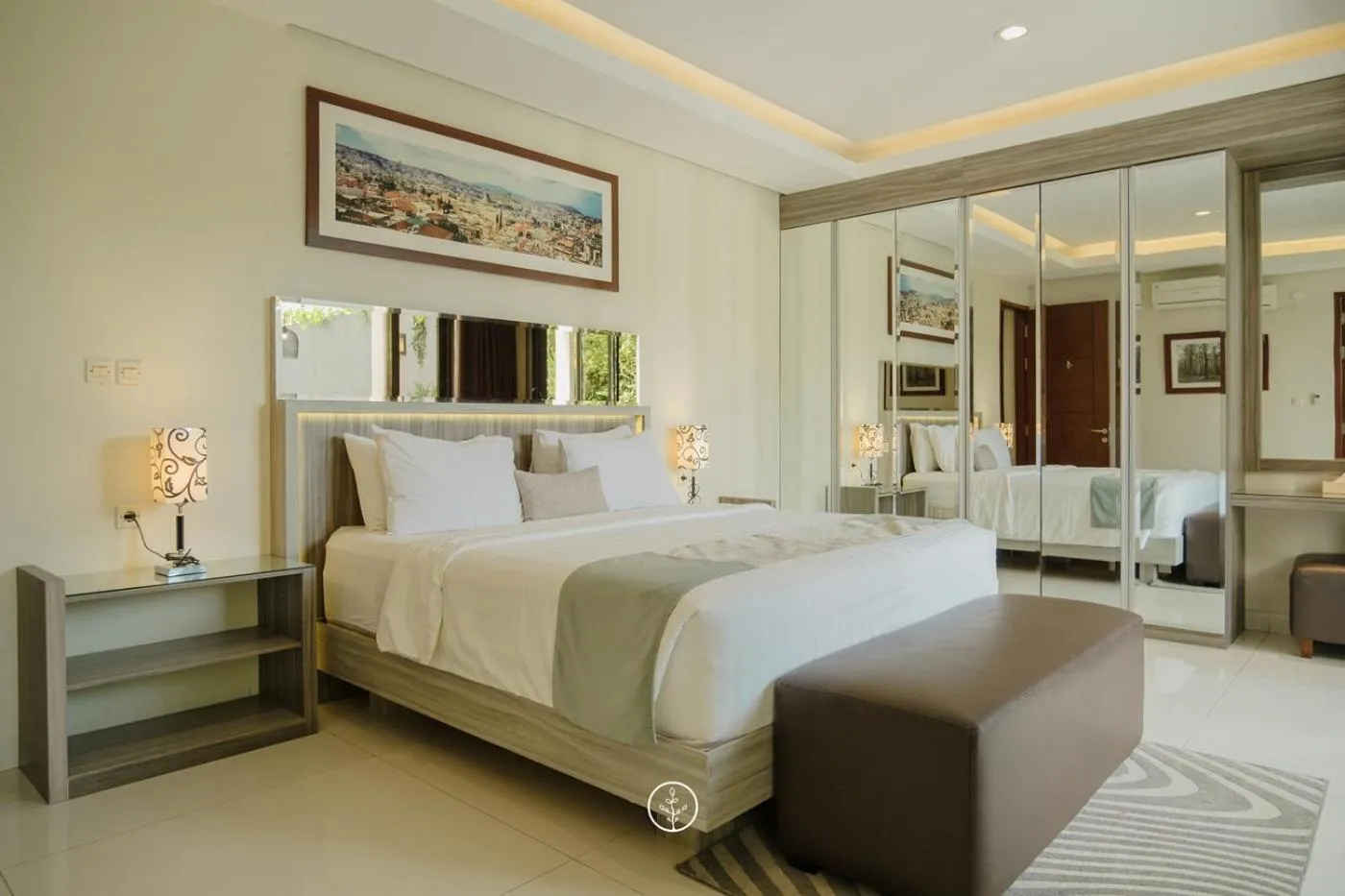 Bed in Breeze blows city view villa 5 bedrooms with a private swimming pool and a familly room