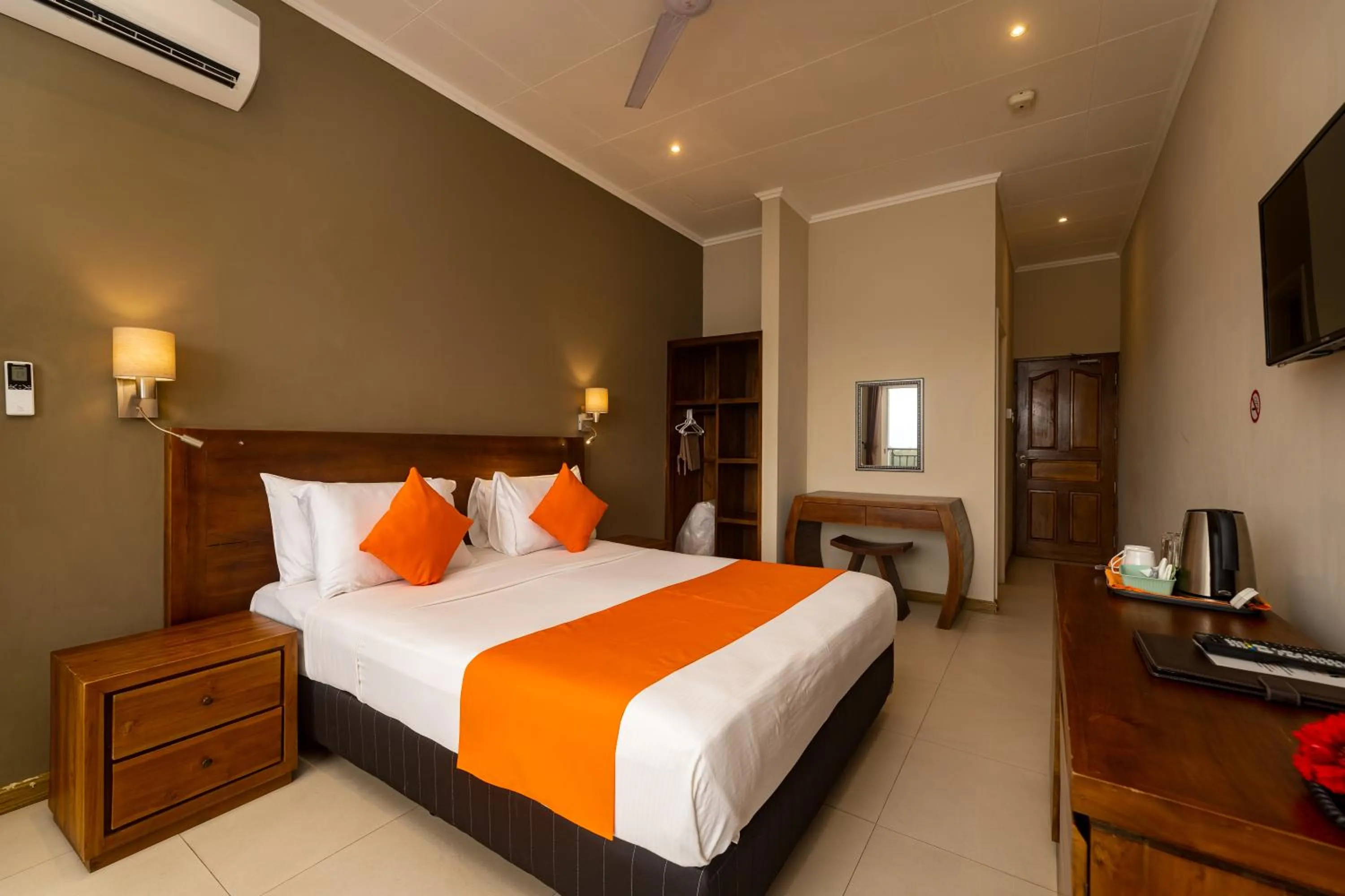 Bed in The Ridge Residence