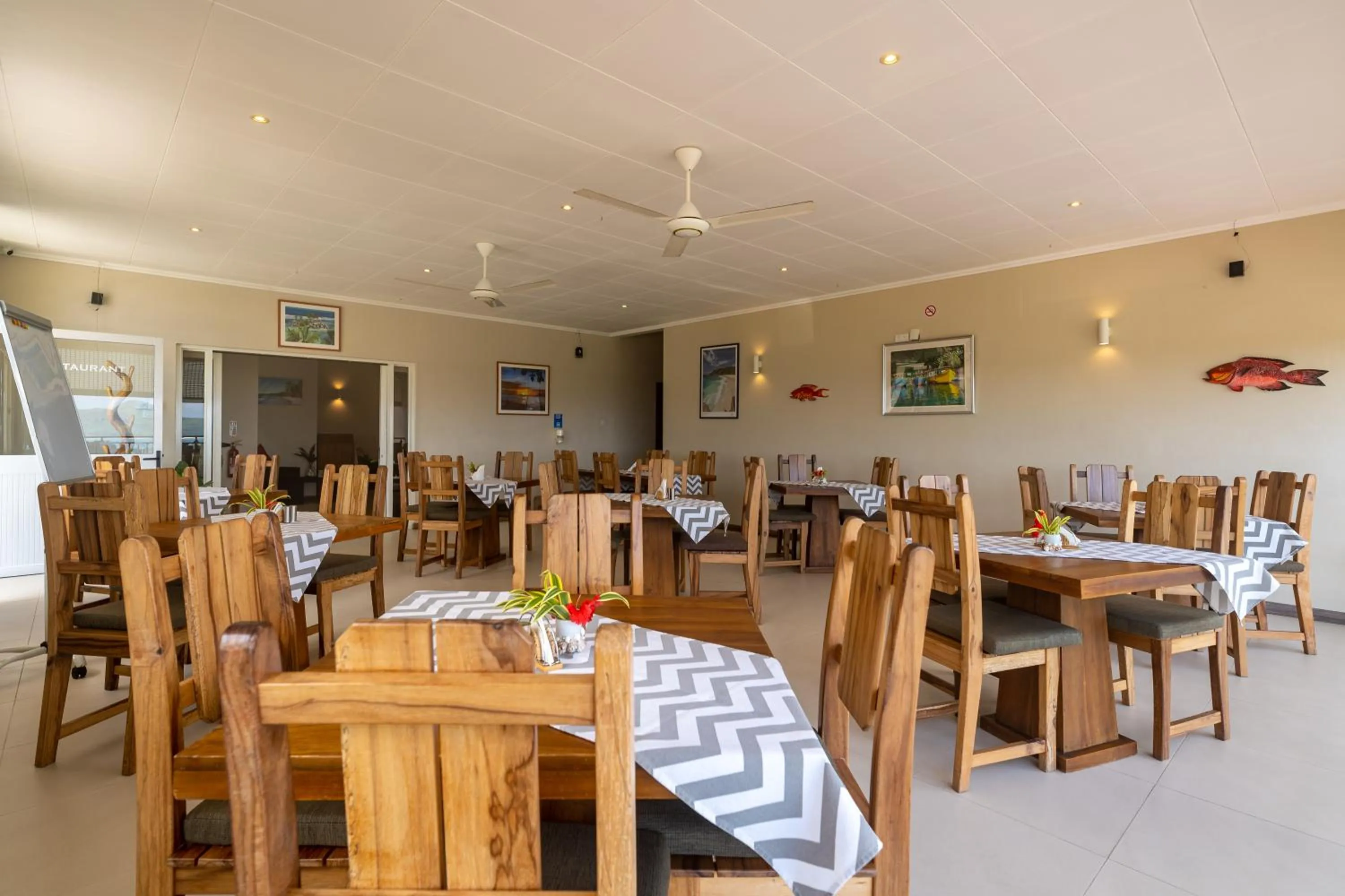 Restaurant/places to eat in The Ridge Residence