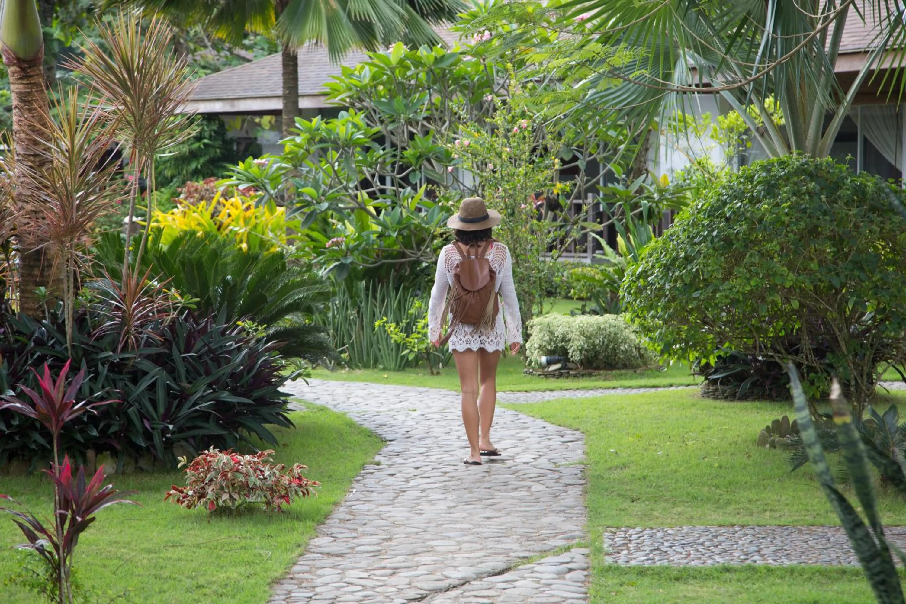 Cadlao Resort and Restaurant