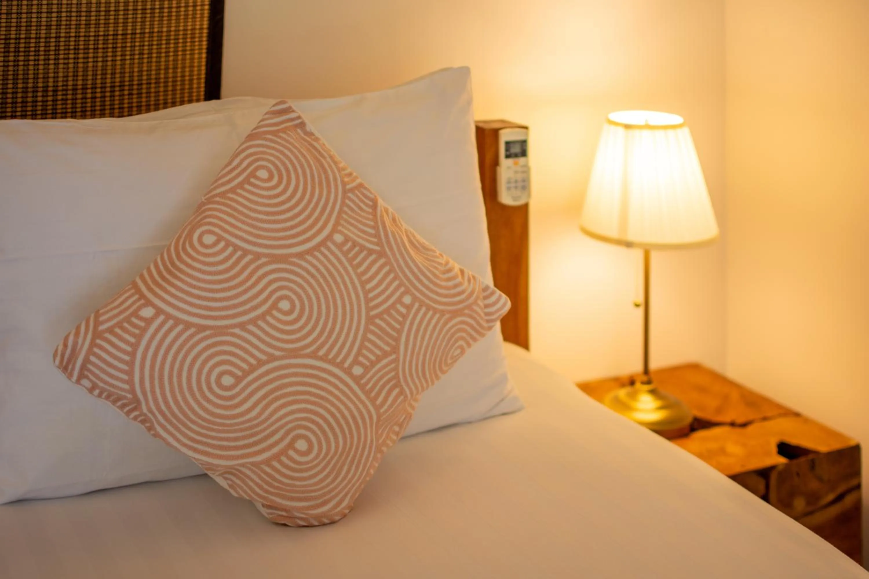 Bed in Cadlao Resort and Restaurant