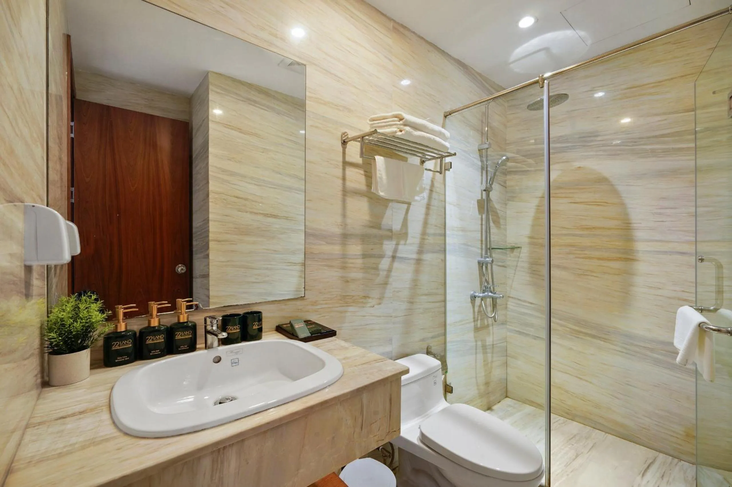 Shower in Classic Hotel Hanoi
