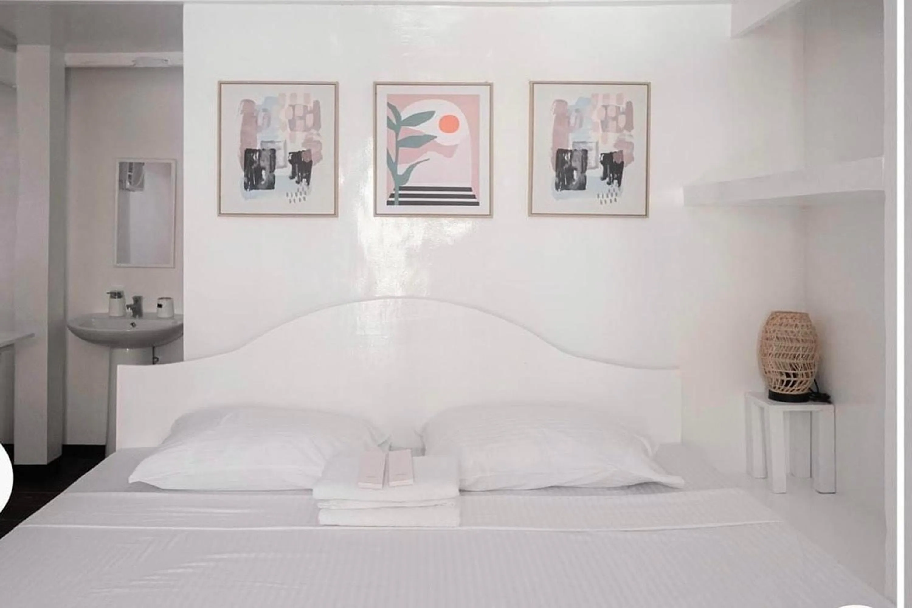 Bed in Mazawa Siargao