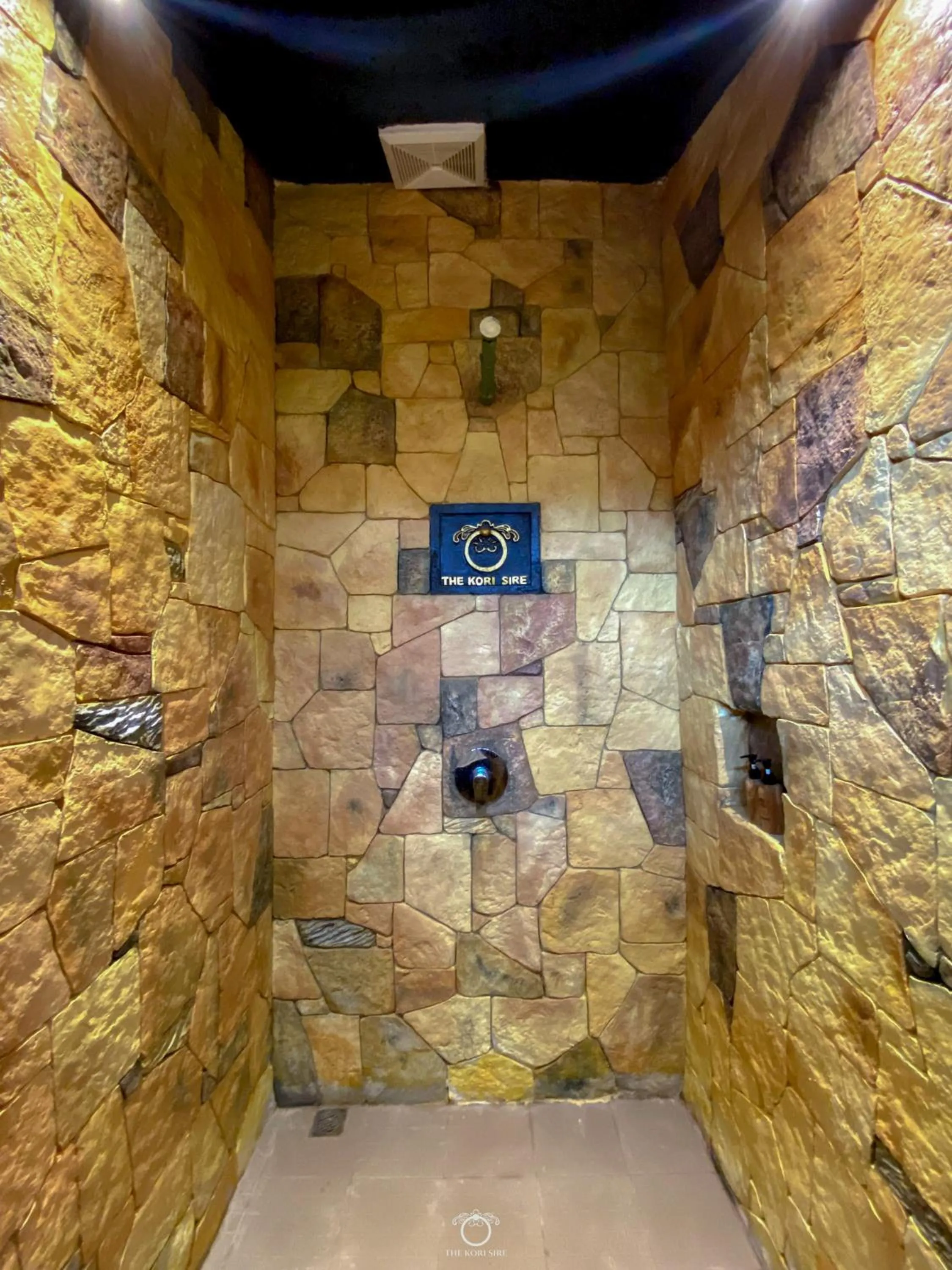 Shower in The Kori Sire