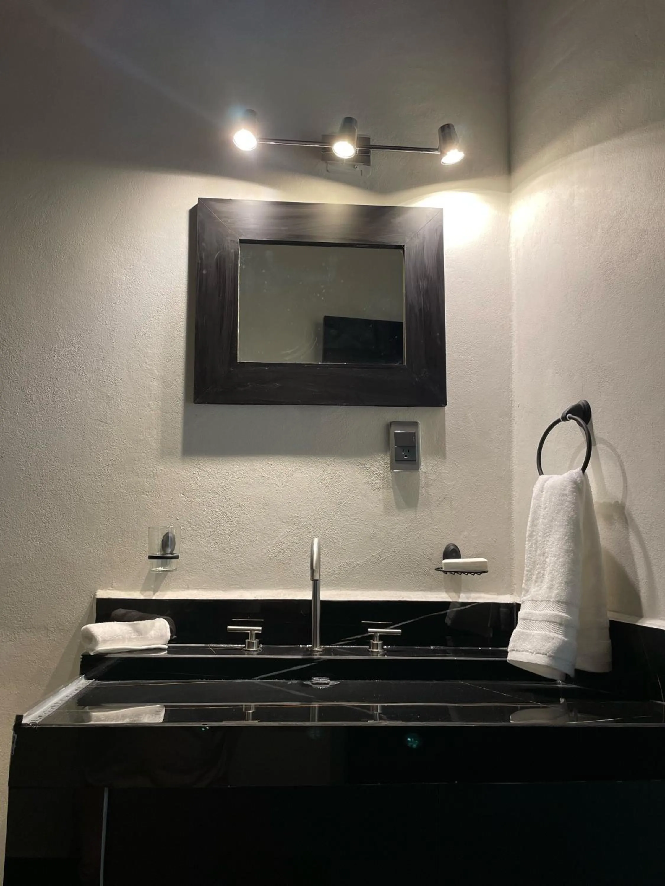 Bathroom in DPJ HOTEL