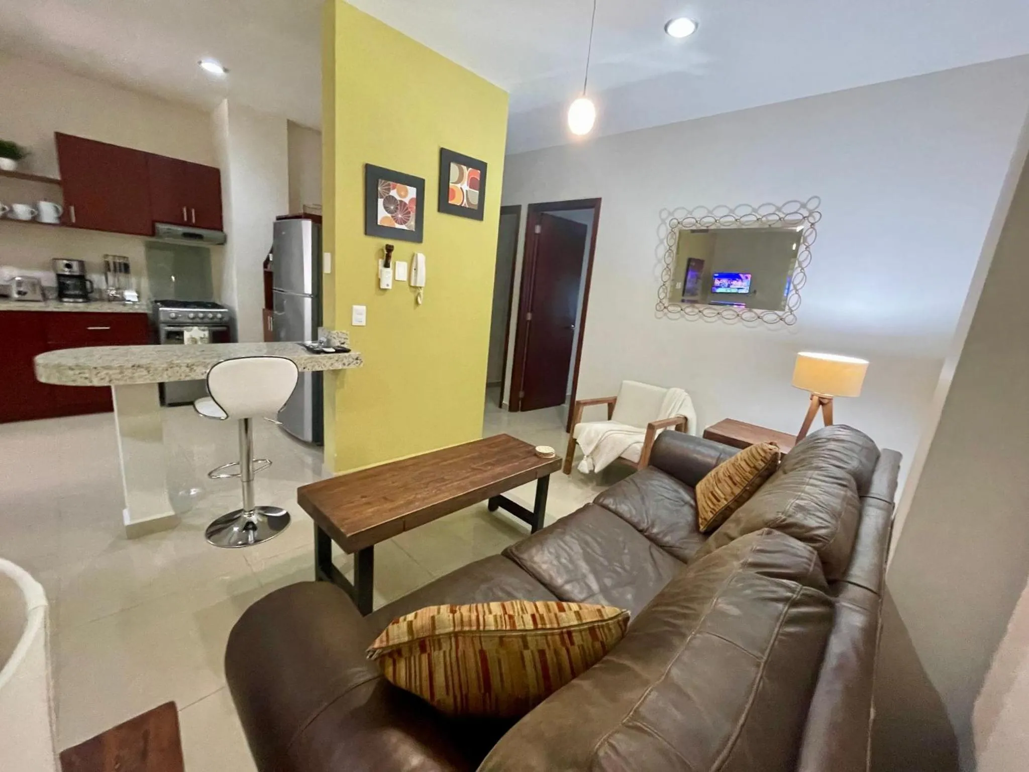 Charming Condo in Gaviotas Walk to Beach cafes, restaurants within Golden Zone