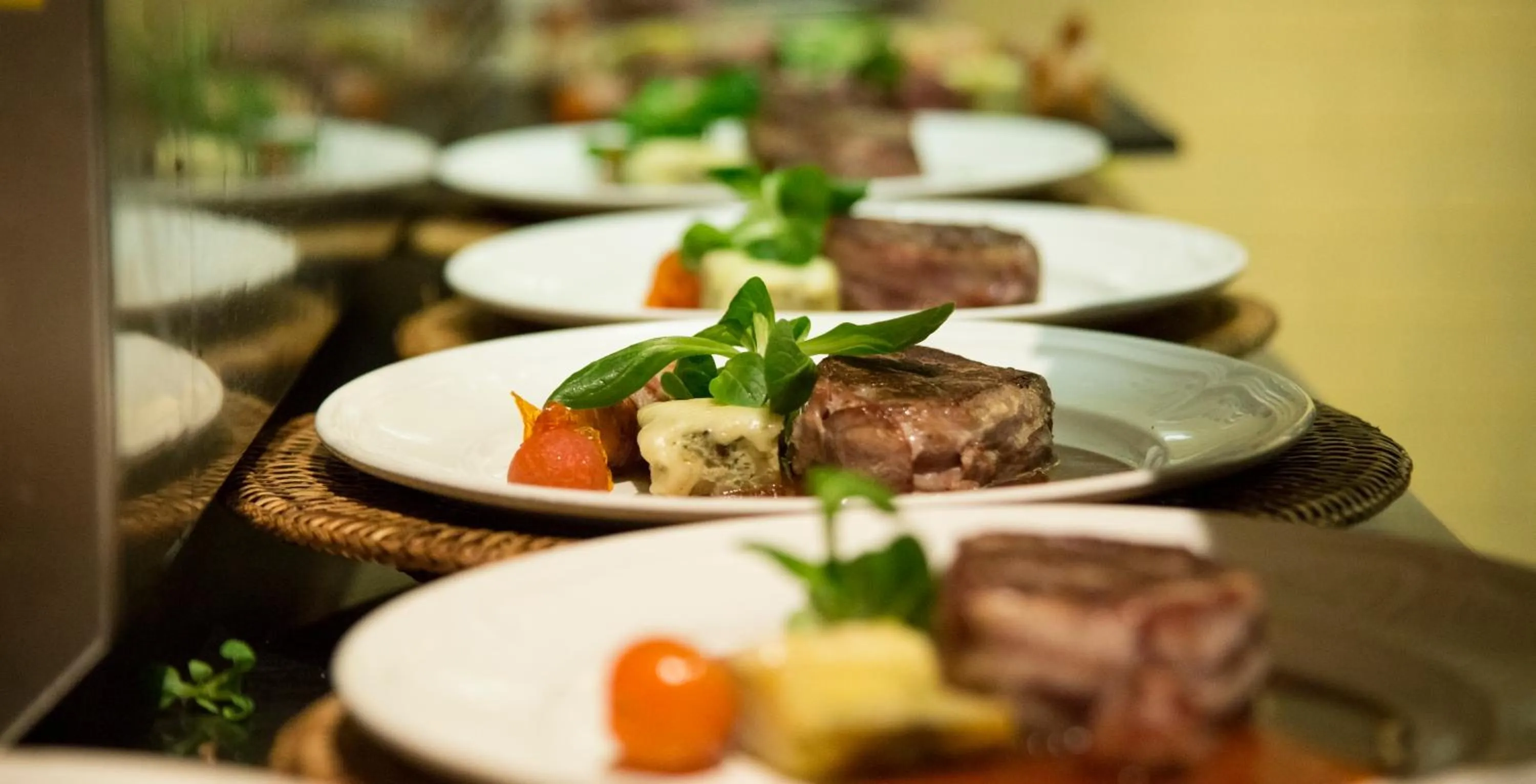 Restaurant/places to eat in Hotel Umberto