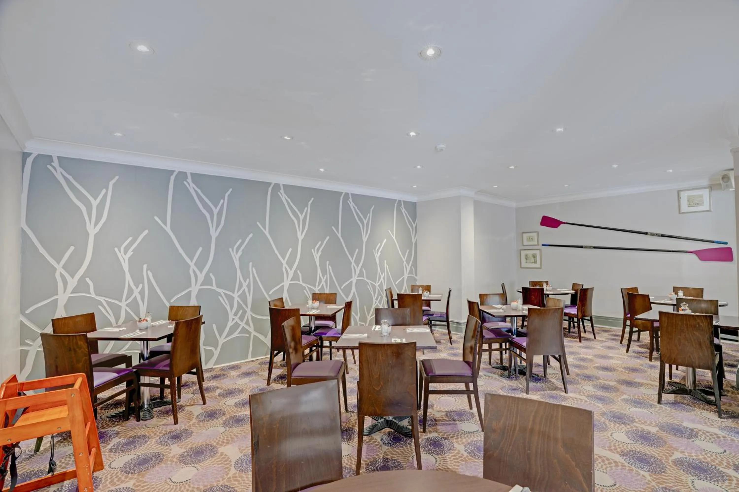 Sunday London Staines-upon-Thames Heathrow T5