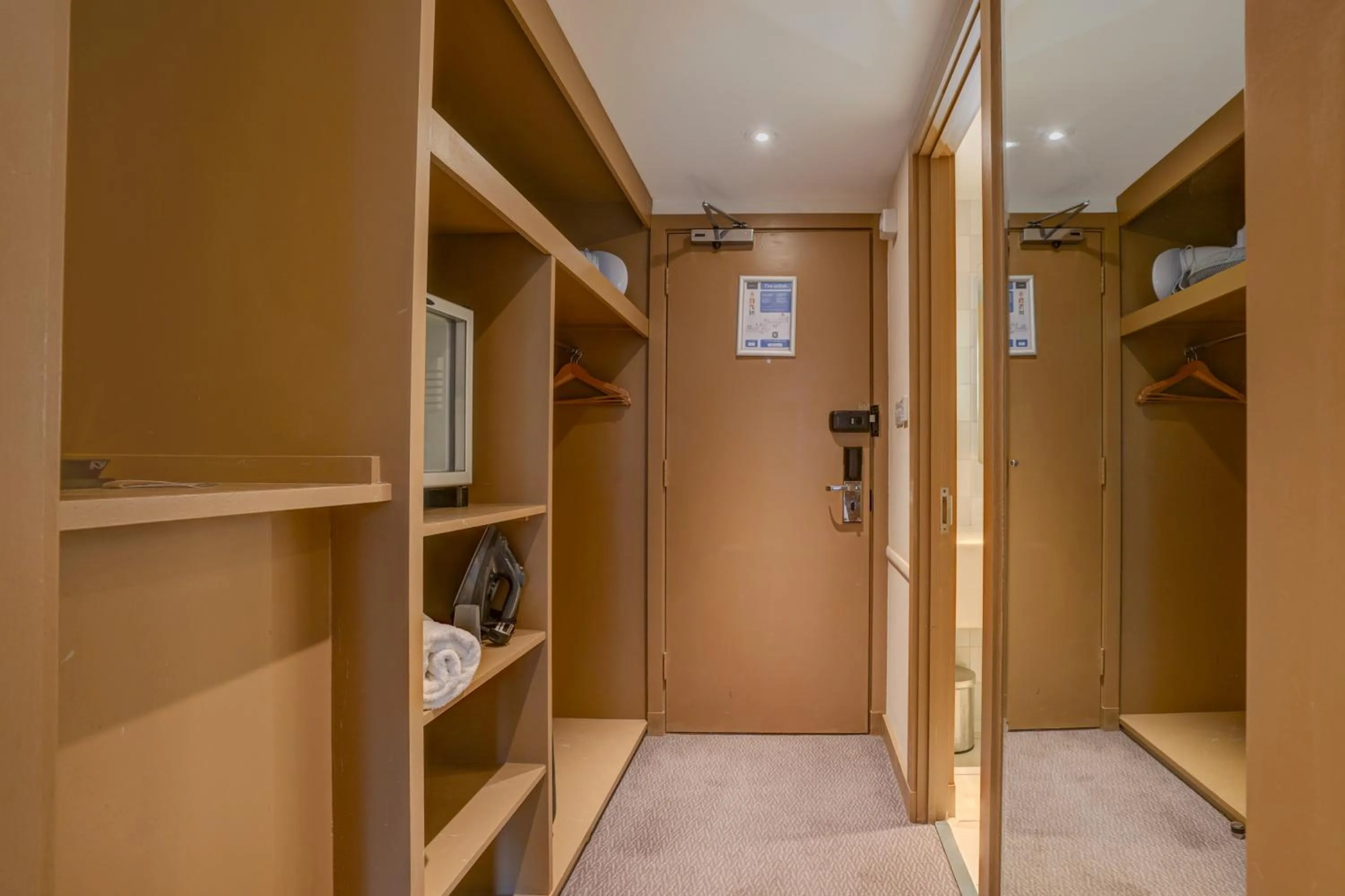 Sunday London Staines-upon-Thames Heathrow T5