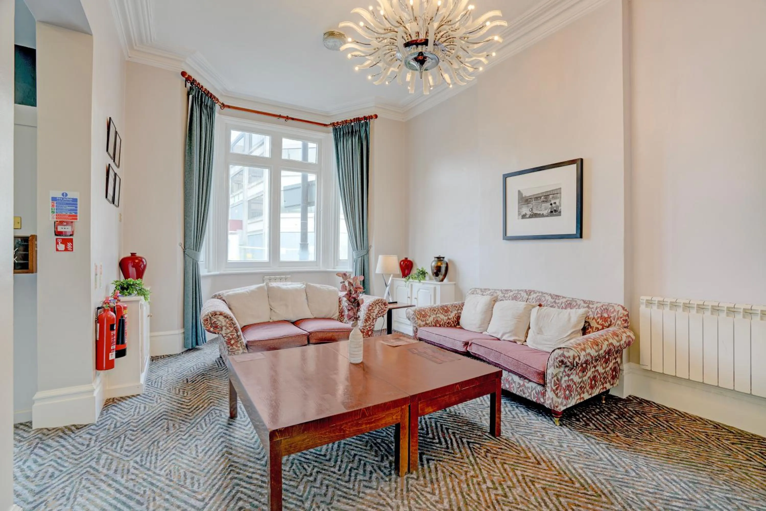 Sunday London Staines-upon-Thames Heathrow T5