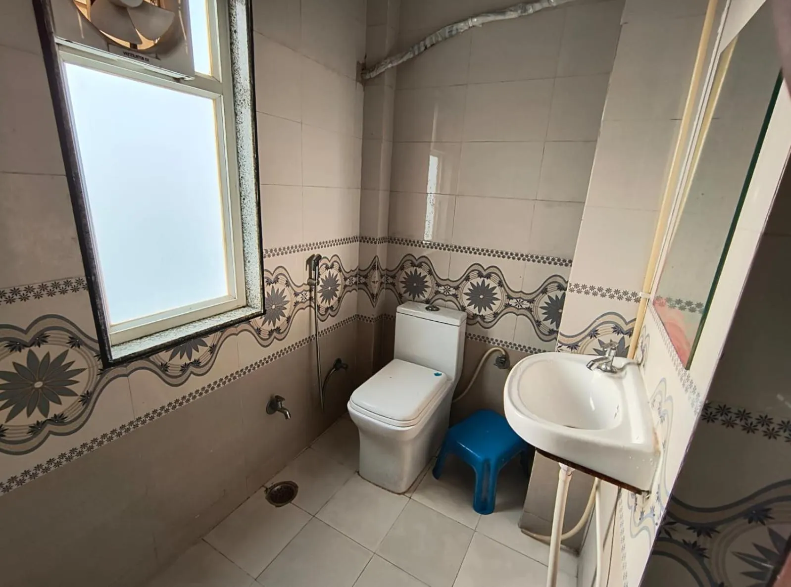 Shower, Bathroom in Hotel Bullet Inn Jaipur