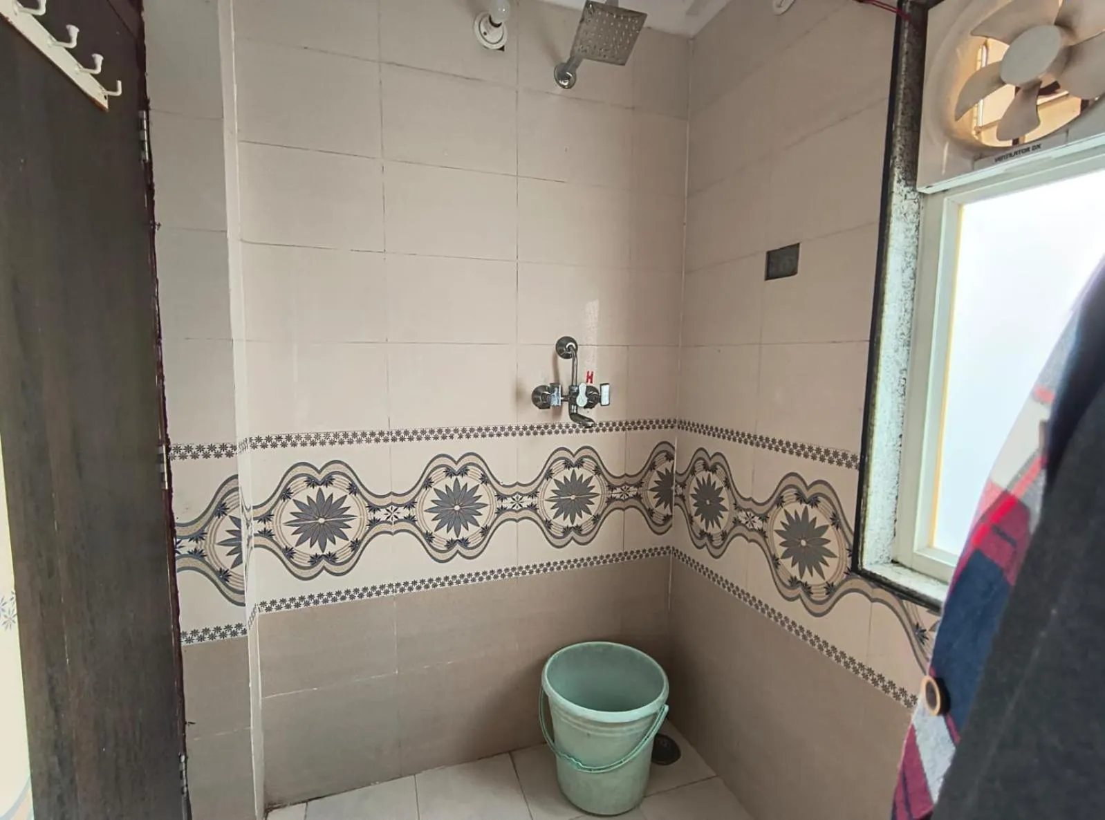 Shower, Bathroom in Hotel Bullet Inn Jaipur