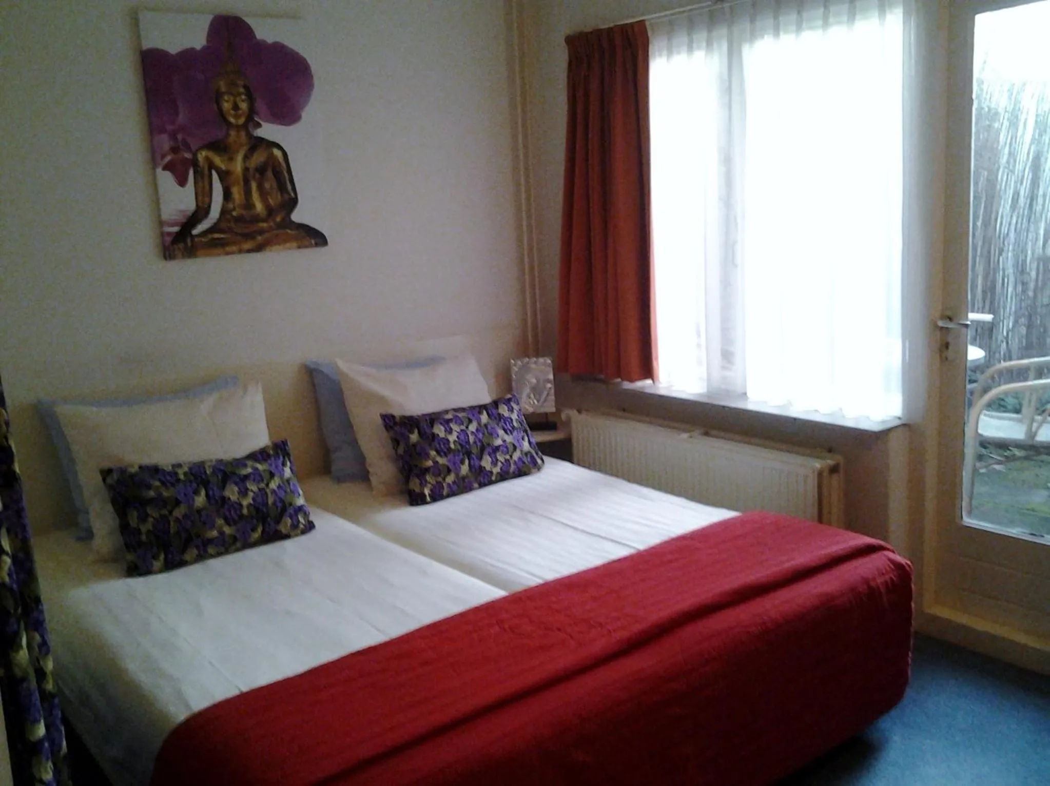Bed in Hotel Hoogland Zandvoort aan Zee