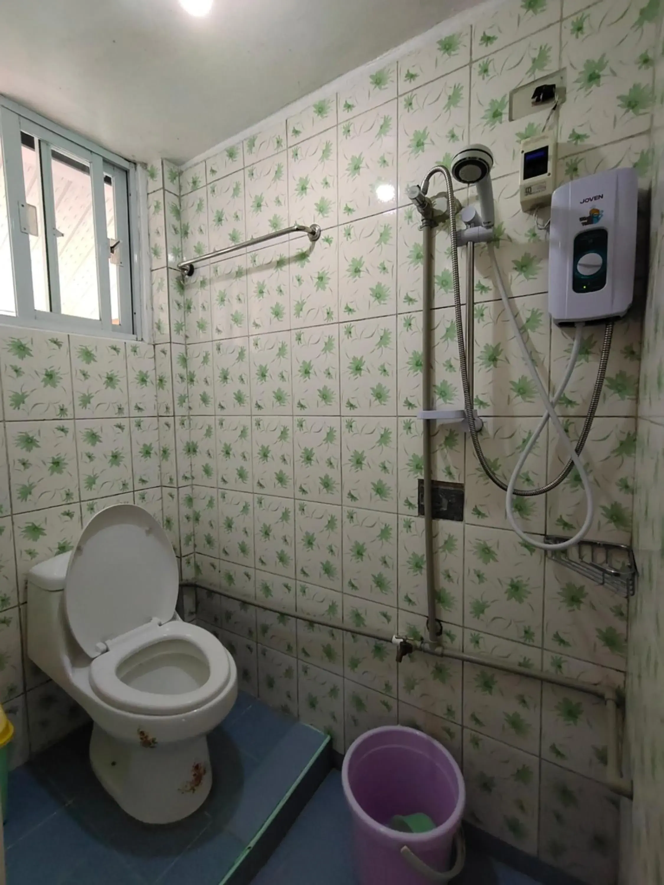 Family Room with Bathroom - single occupancy in BANAUE EVERGREEN HOSTEL AND RESTAURANT Family Room with Bathroom - single occupancy in BANAUE EVERGREEN HOSTEL AND RESTAURANT