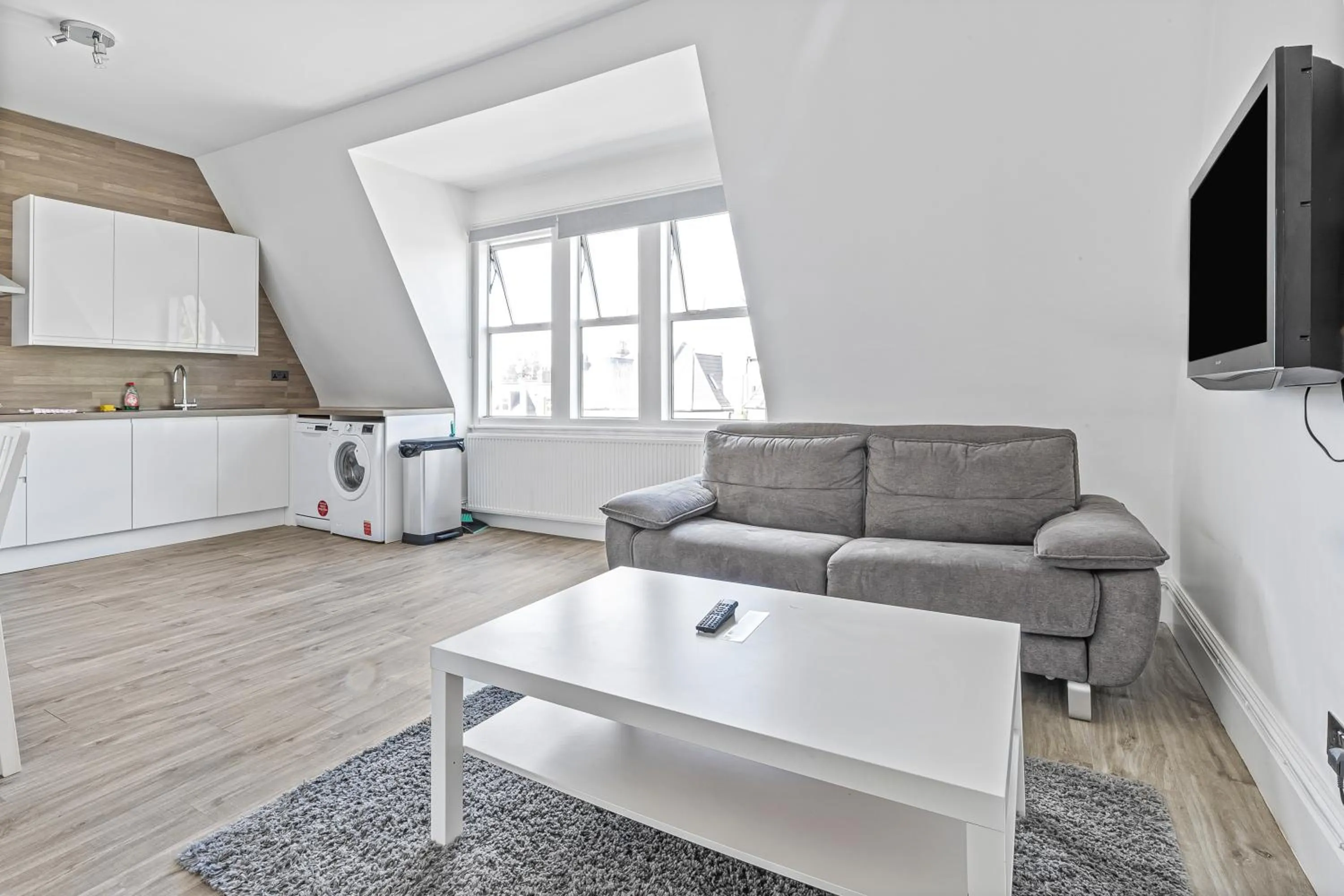 Property building in Heatherbank Guest House