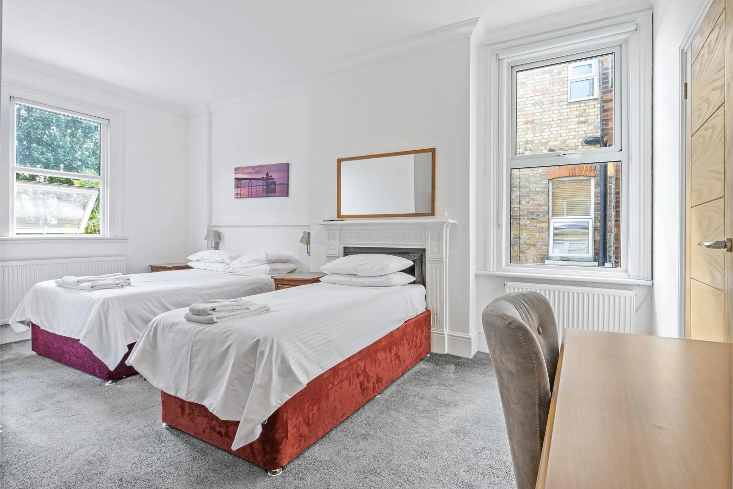 Property building, Bed in Heatherbank Guest House