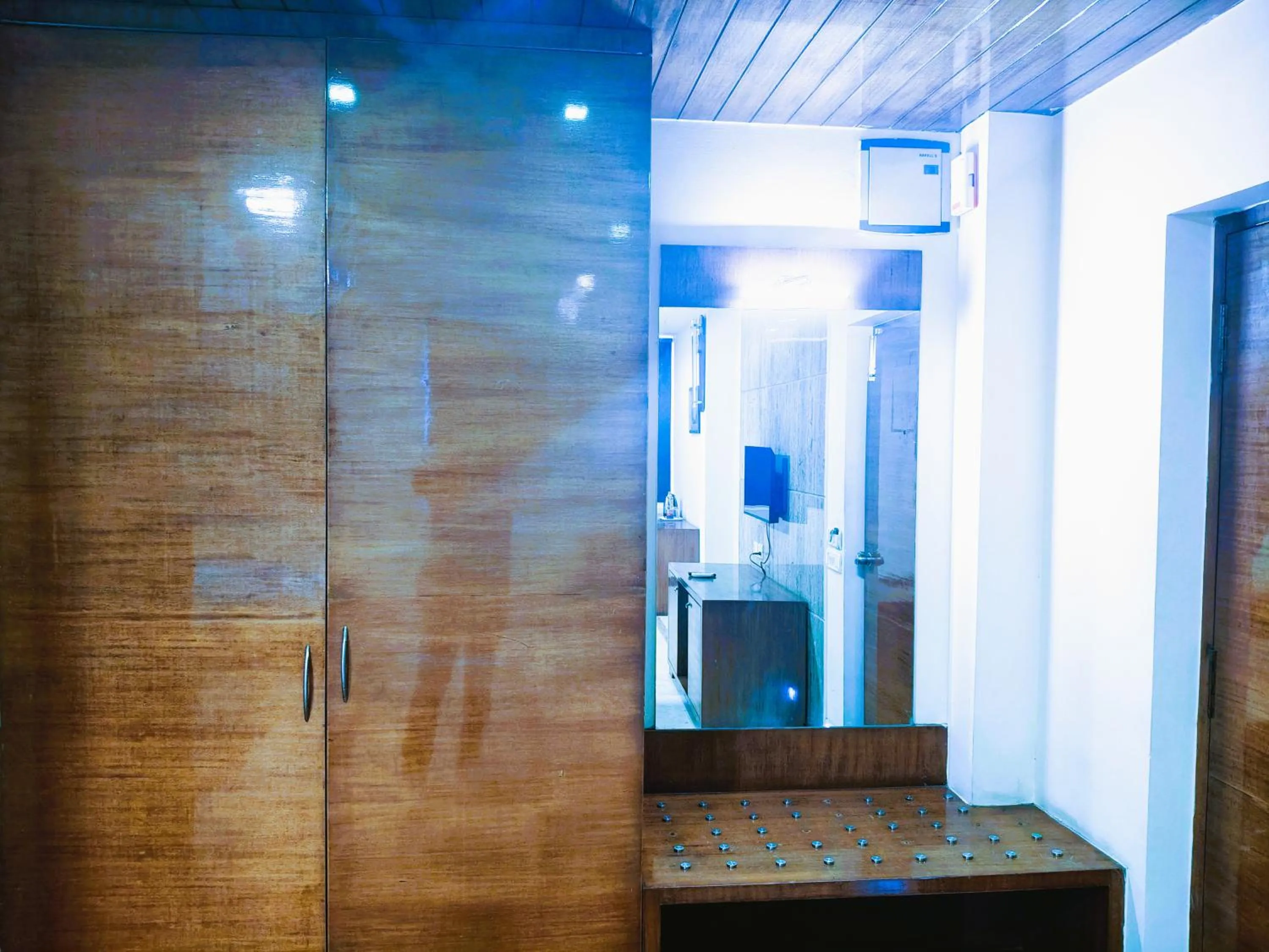 Athasri Hotel Infantry Road