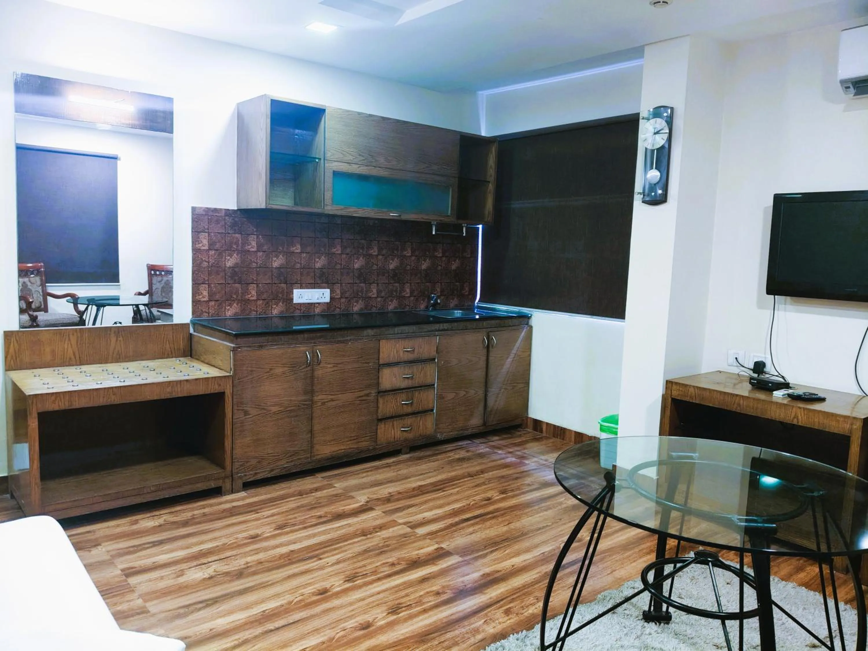 Athasri Hotel Infantry Road