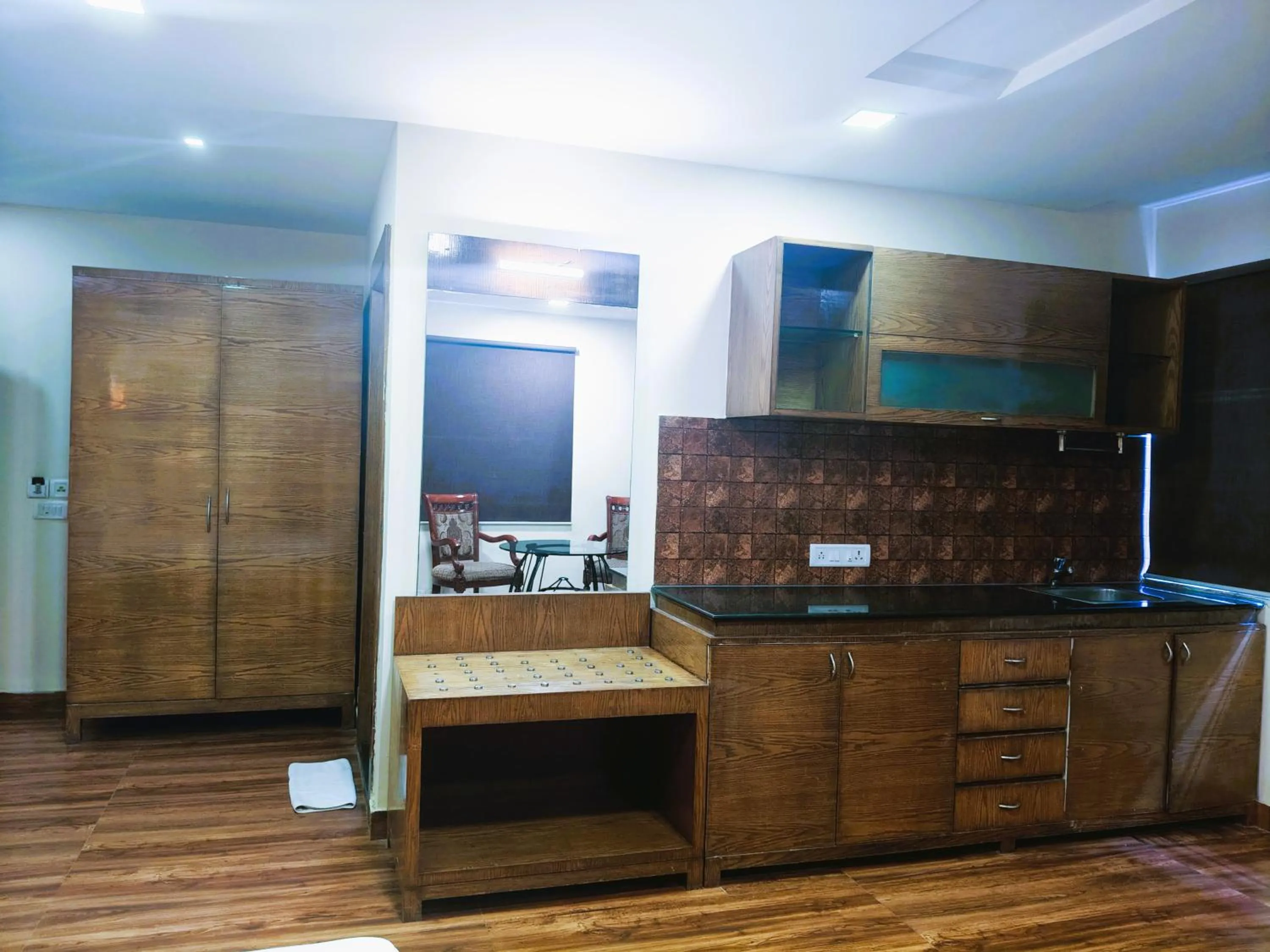 Athasri Hotel Infantry Road