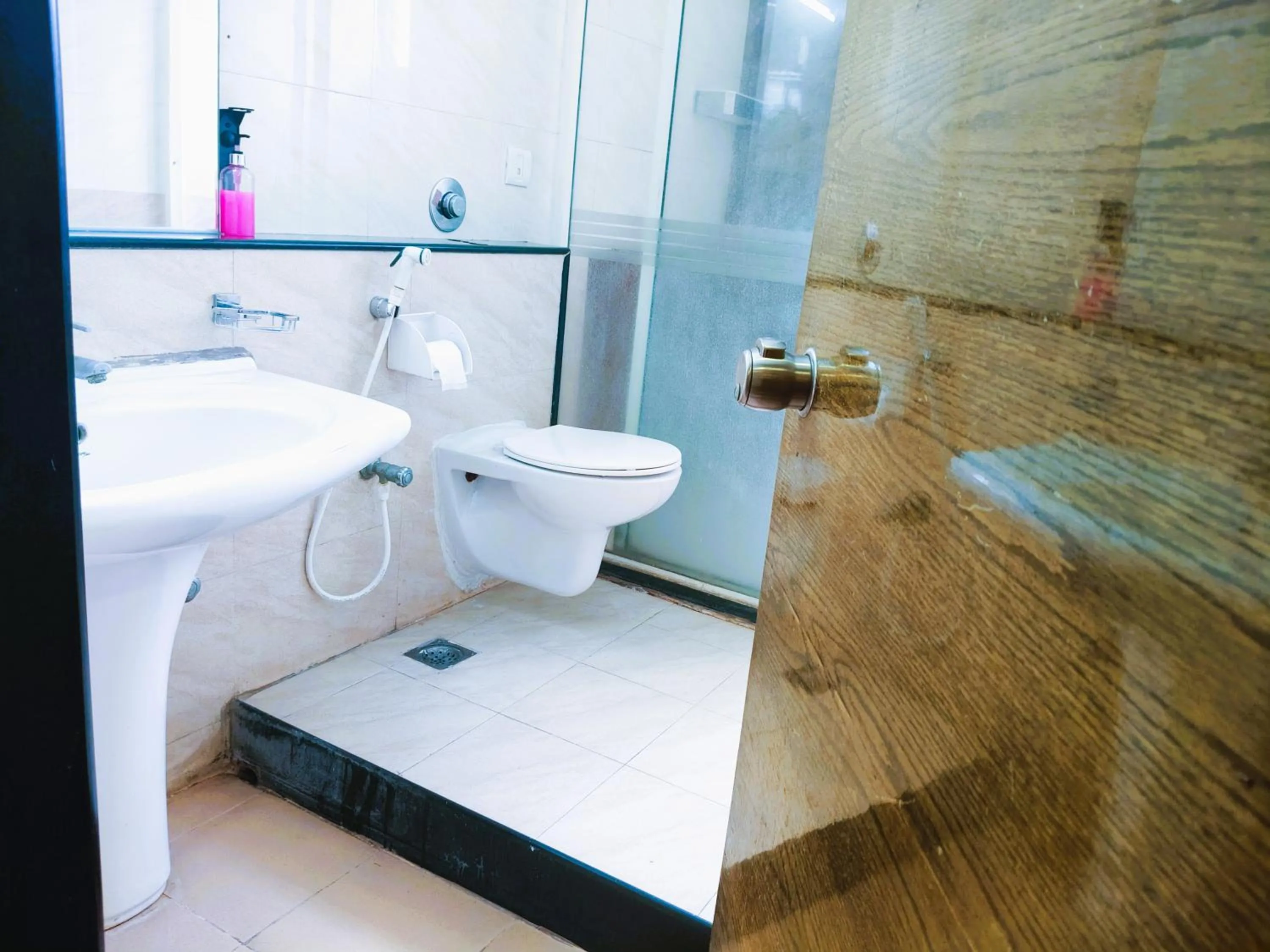 Athasri Hotel Infantry Road