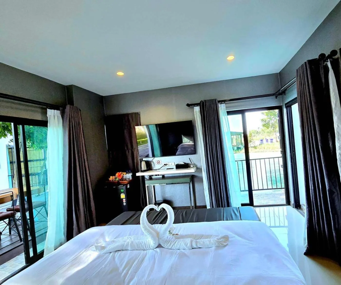 Bed in SkyBird Lake View Resort Khaoyai