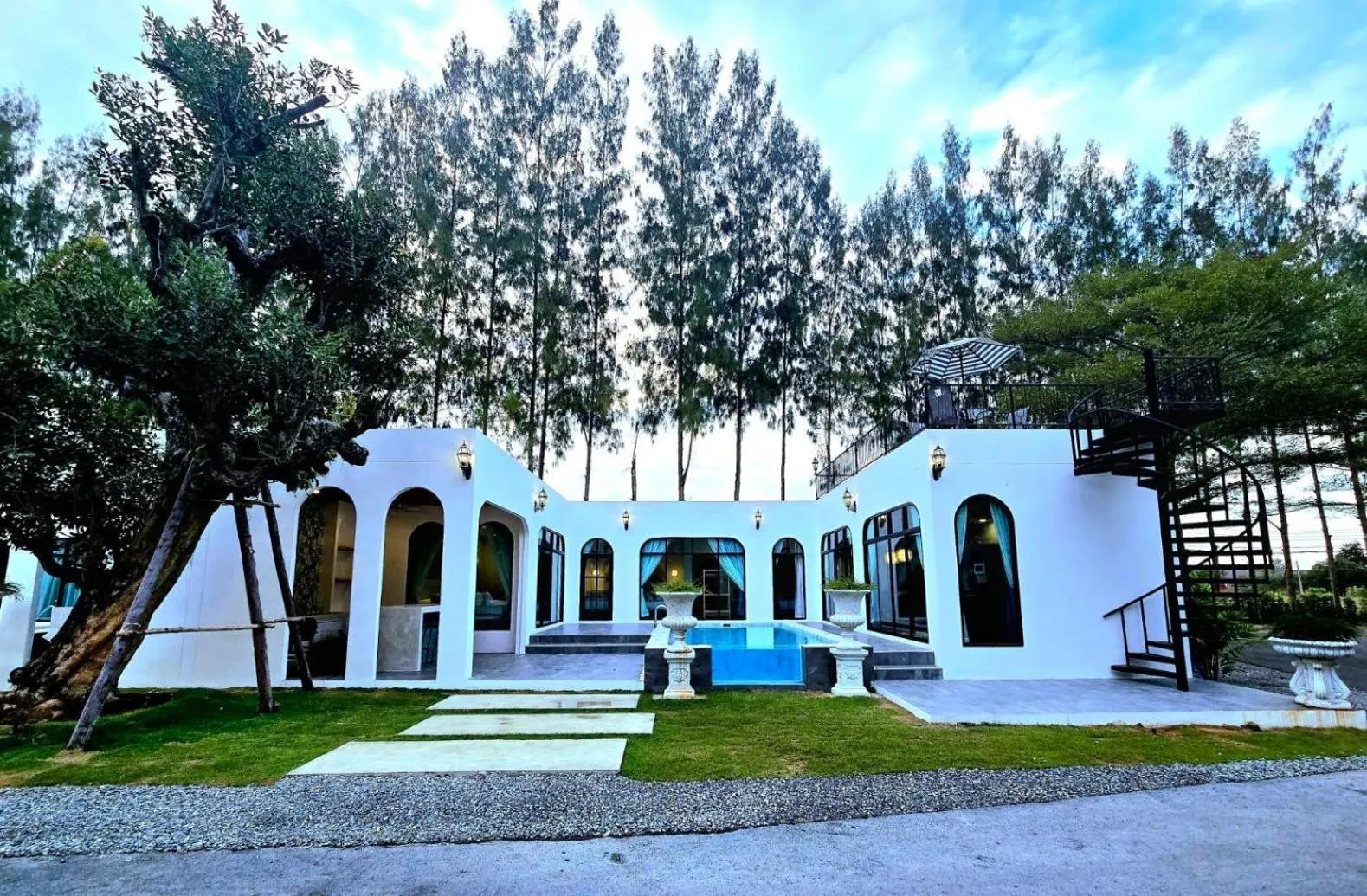 SkyBird Lake View Resort Khaoyai